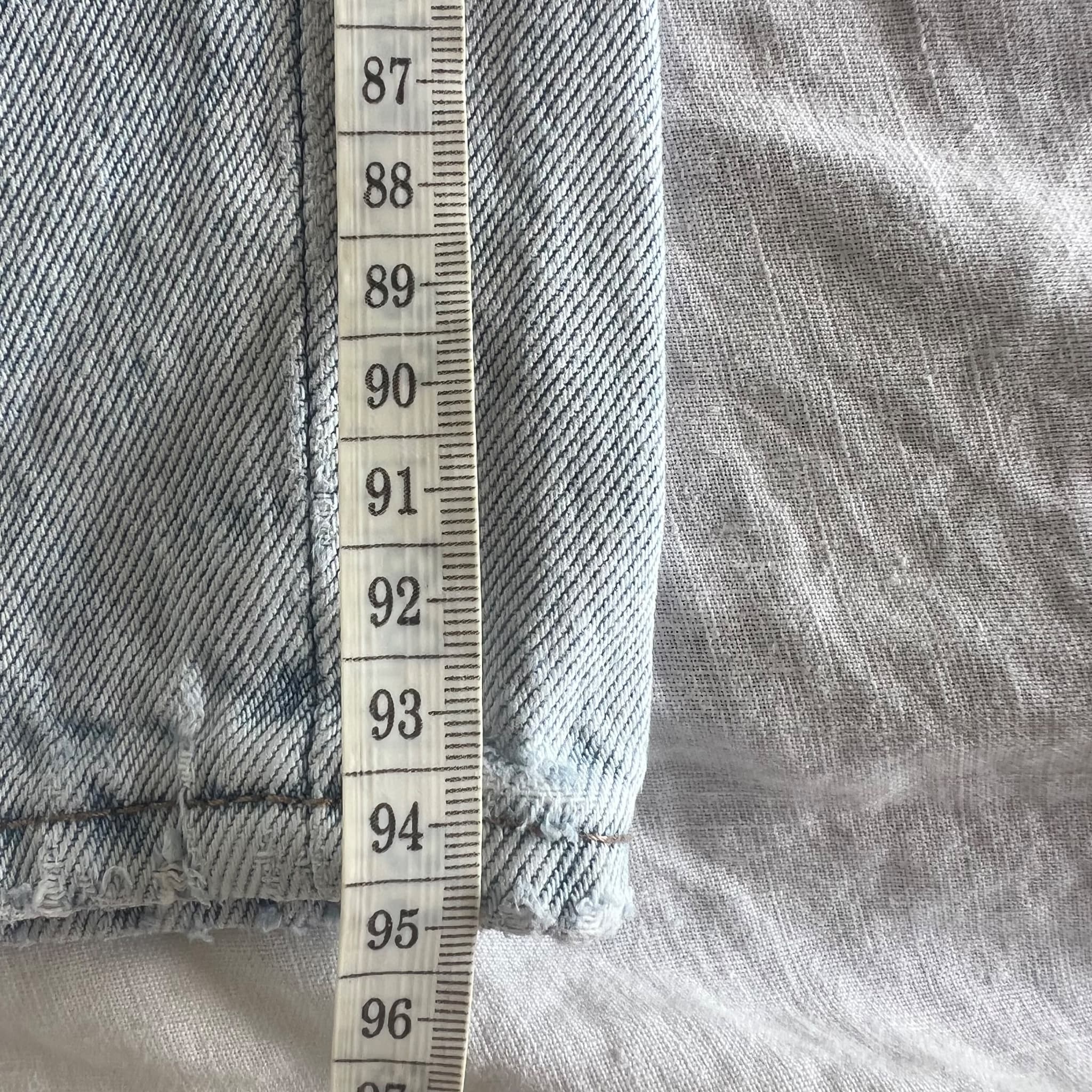 Assembly Label Light Wash 100% Cotton Mom Jeans (Size 27) — photo 8 of 9