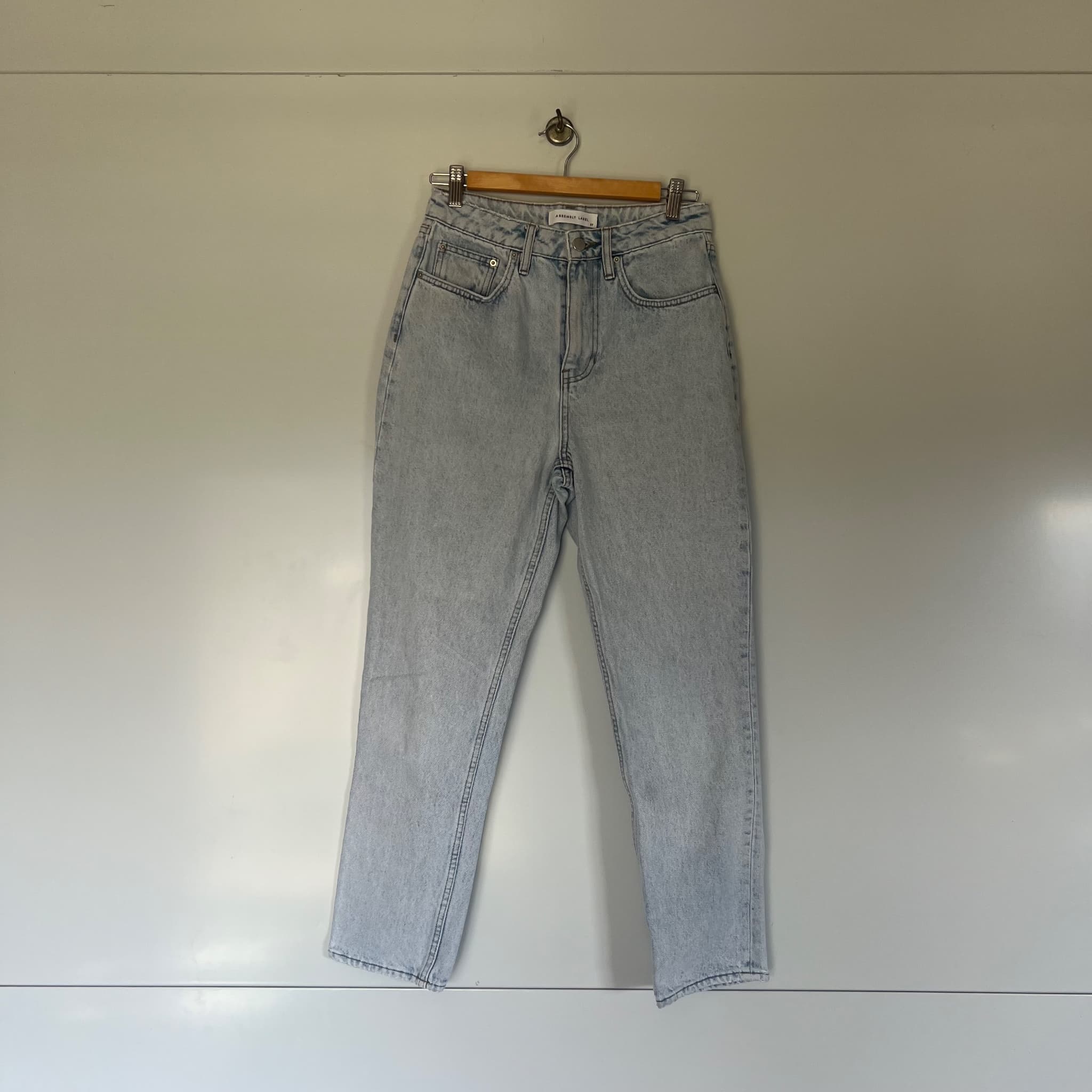Assembly Label Light Wash 100% Cotton Mom Jeans (Size 27) — photo 2 of 9