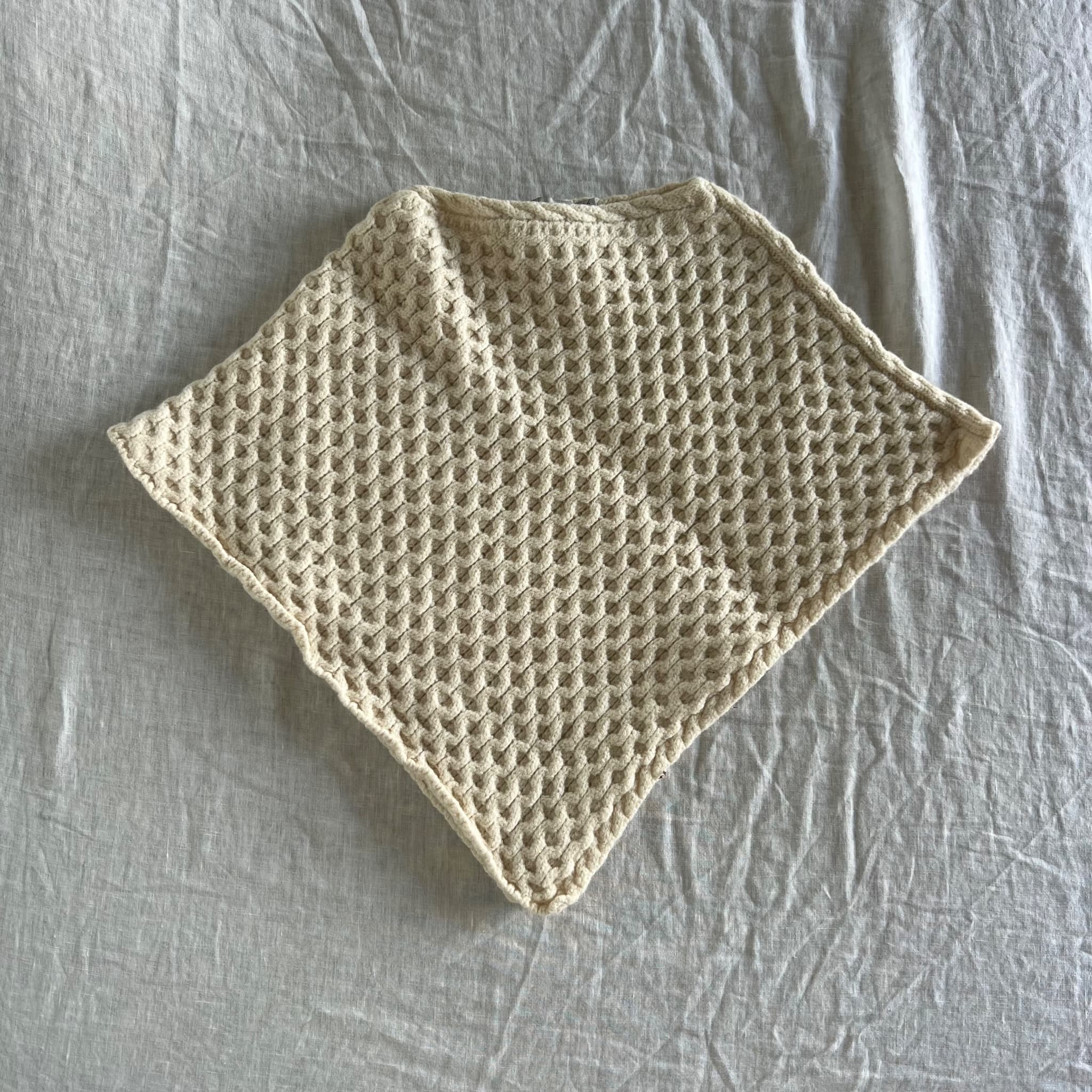 Blarney Woollen Mills Ireland Kids Wool Poncho Size 5-6 Cream Aran Knit Cape