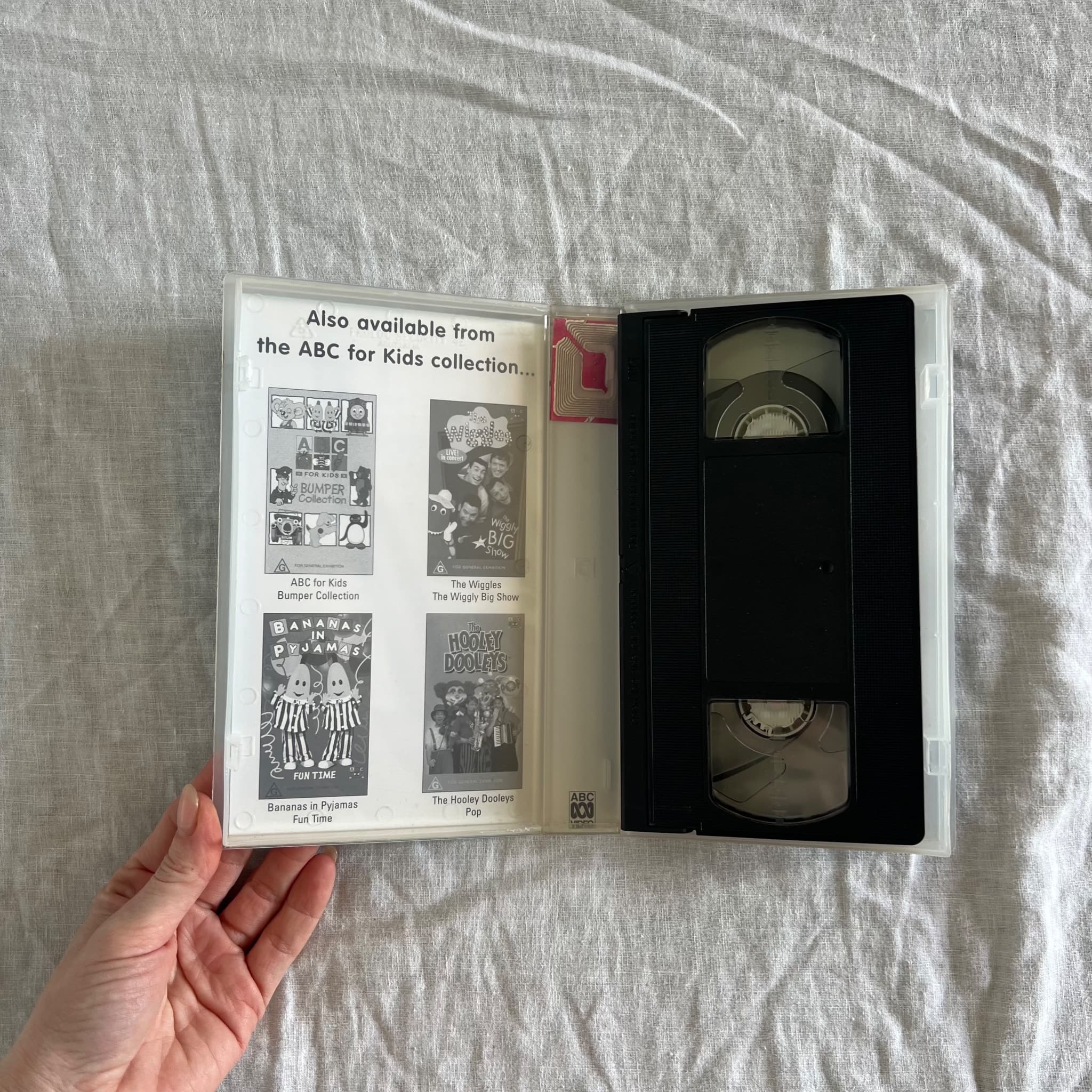 Bob The Builder: Bob's Birthday VHS Tape — photo 4 of 7