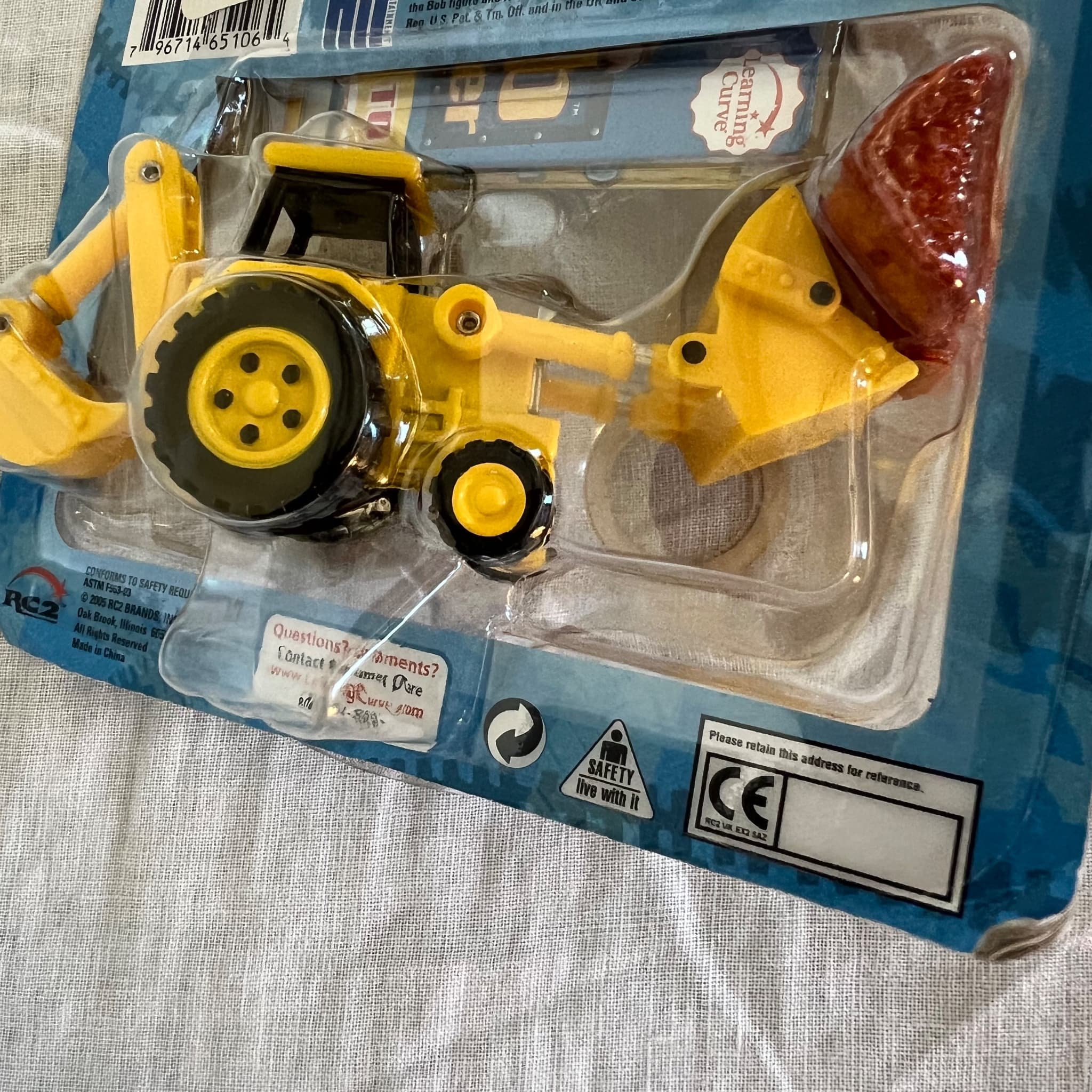 Bob The Builder Take Along Scoop The Digger Die-Cast Vehicle New In Pack — photo 4 of 4