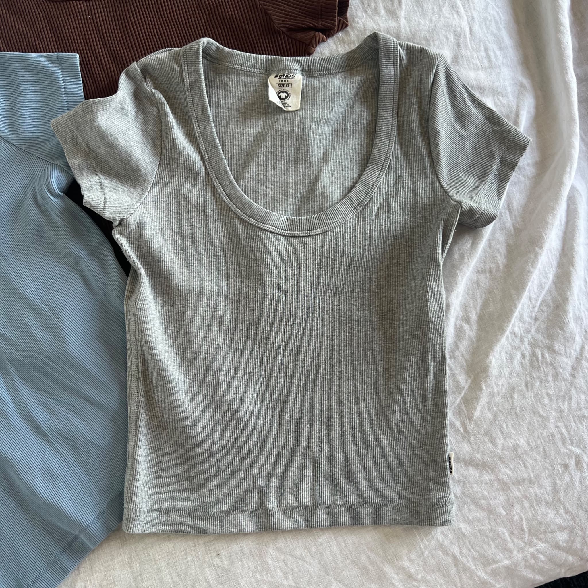 Bonds & Uniqlo Ribbed Cotton Baby Tee 3-Pack Bundle (Fits Size XS) — photo 3 of 6