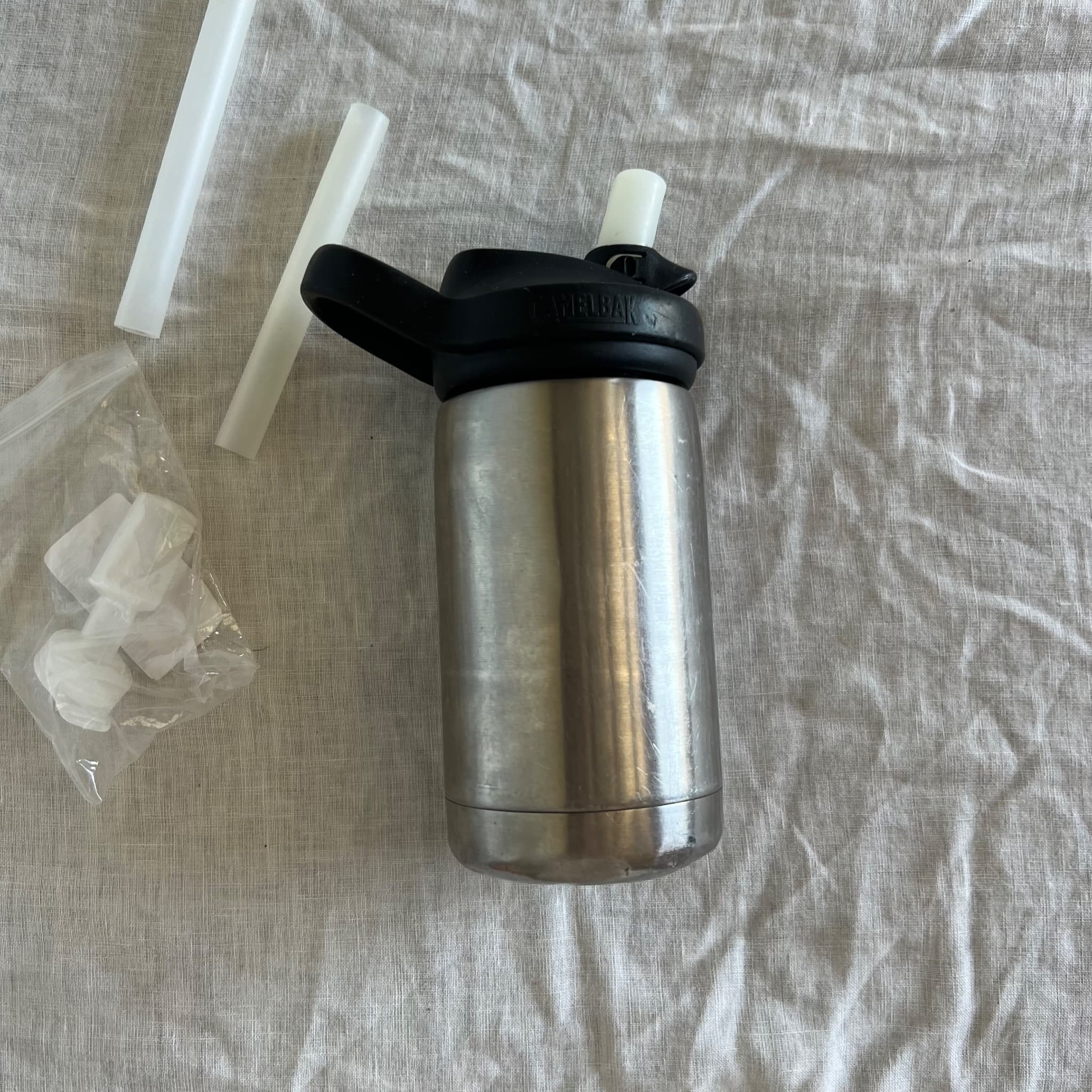 CamelBak Eddy+ Kids Stainless Steel Vacuum Insulated Water Bottle — photo 3 of 6