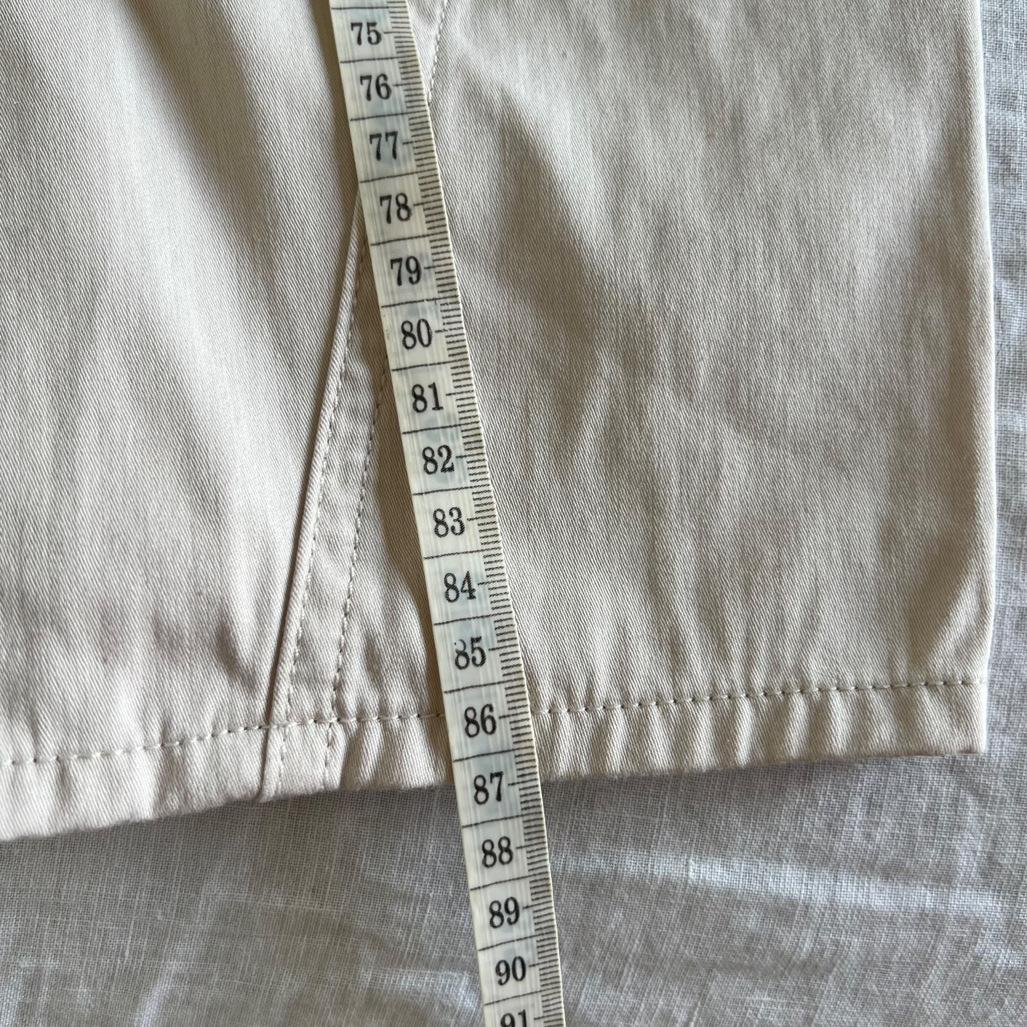 COS Curved Barrel Leg Cropped Trousers Beige EU 34 Fits Size 8 Cotton Pants — photo 5 of 7
