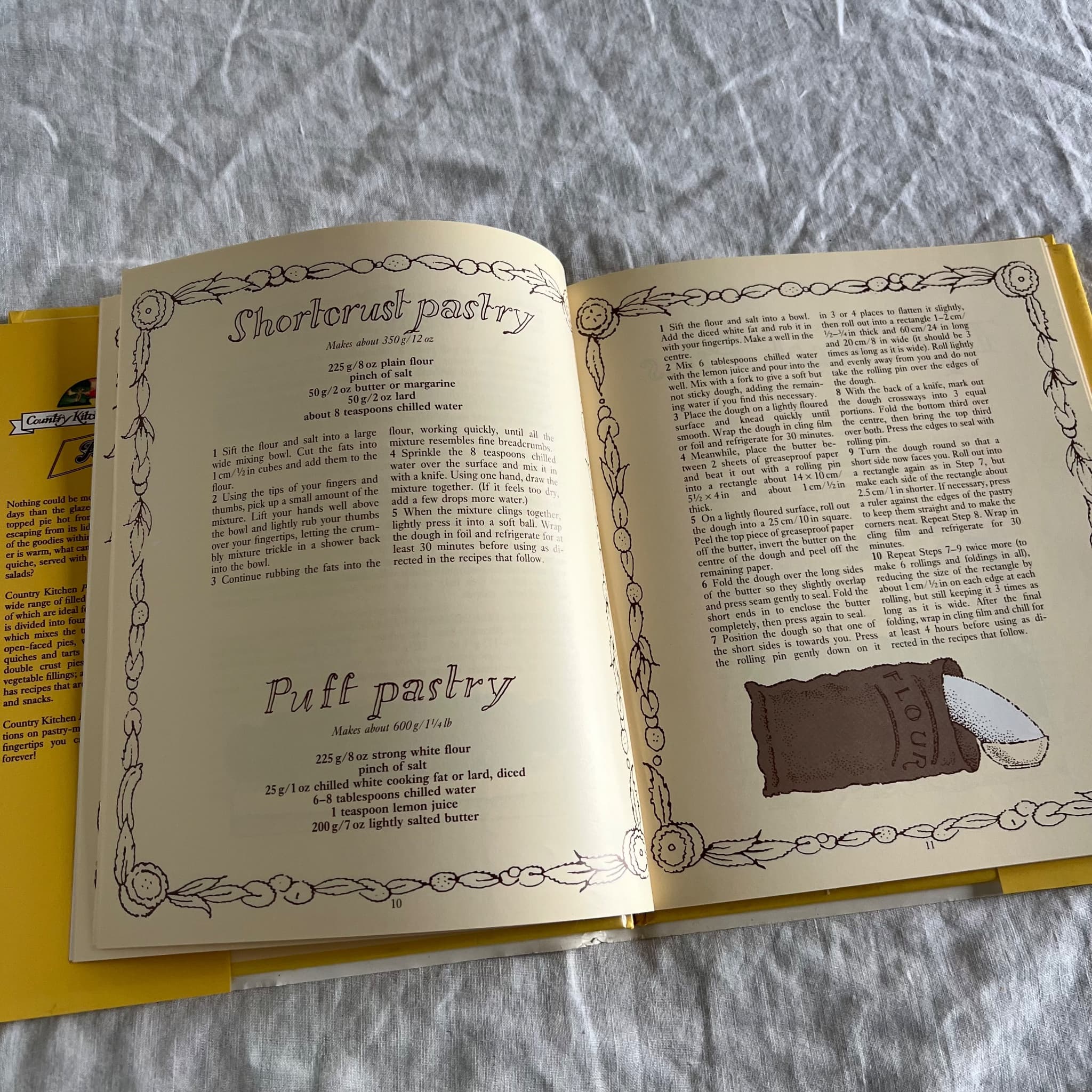 Country Kitchen Cookbooks: Pies by Jenni Fleetwood (1986) — photo 6 of 11