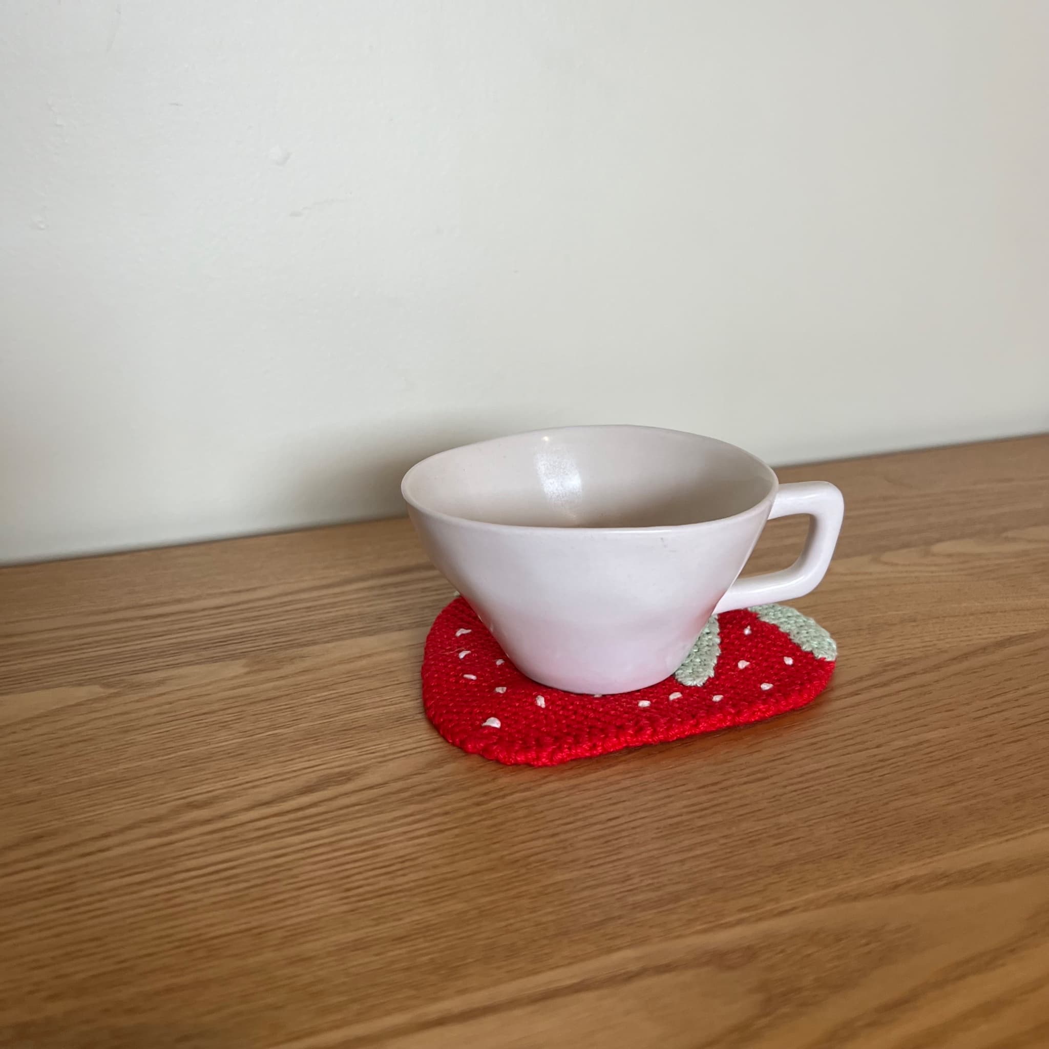 Handmade Crochet Strawberry Coaster - Red And Green Fruit Design — photo 6 of 7
