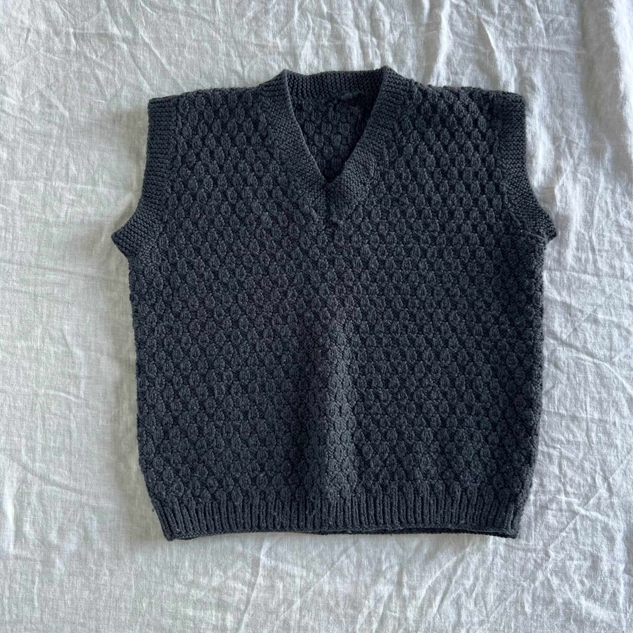 Handmade Kids Hand Knit Vest Size 5-7 Charcoal Grey Heirloom Prairie Layer Tank — photo 1 of 4