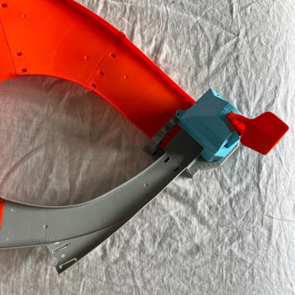 Hot Wheels Track Builder Unlimited Curve Pack - Launcher Set — photo 2 of 11