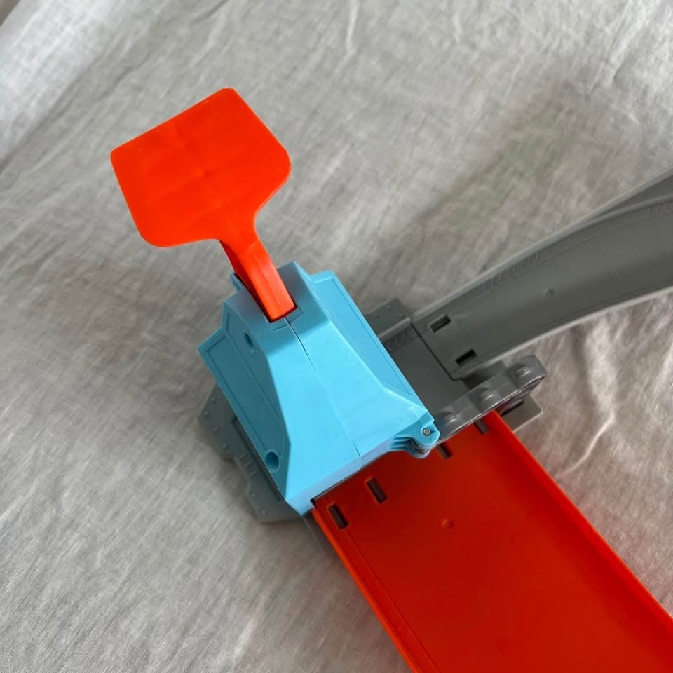Hot Wheels Track Builder Unlimited Curve Pack - Launcher Set — photo 7 of 11
