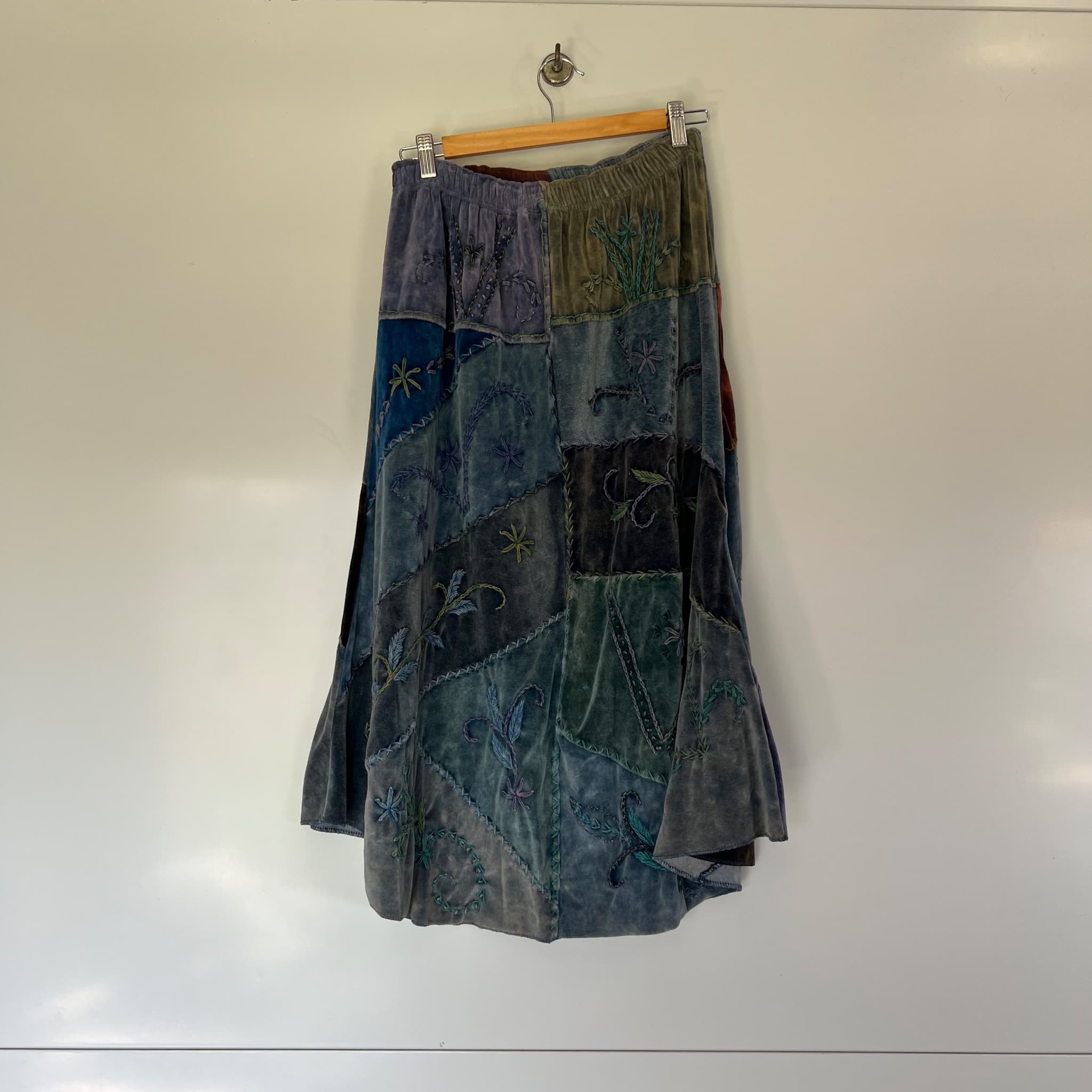 Incantation Vintage Patchwork Velvet Maxi Skirt M L Embroidered Boho Festival — photo 4 of 8