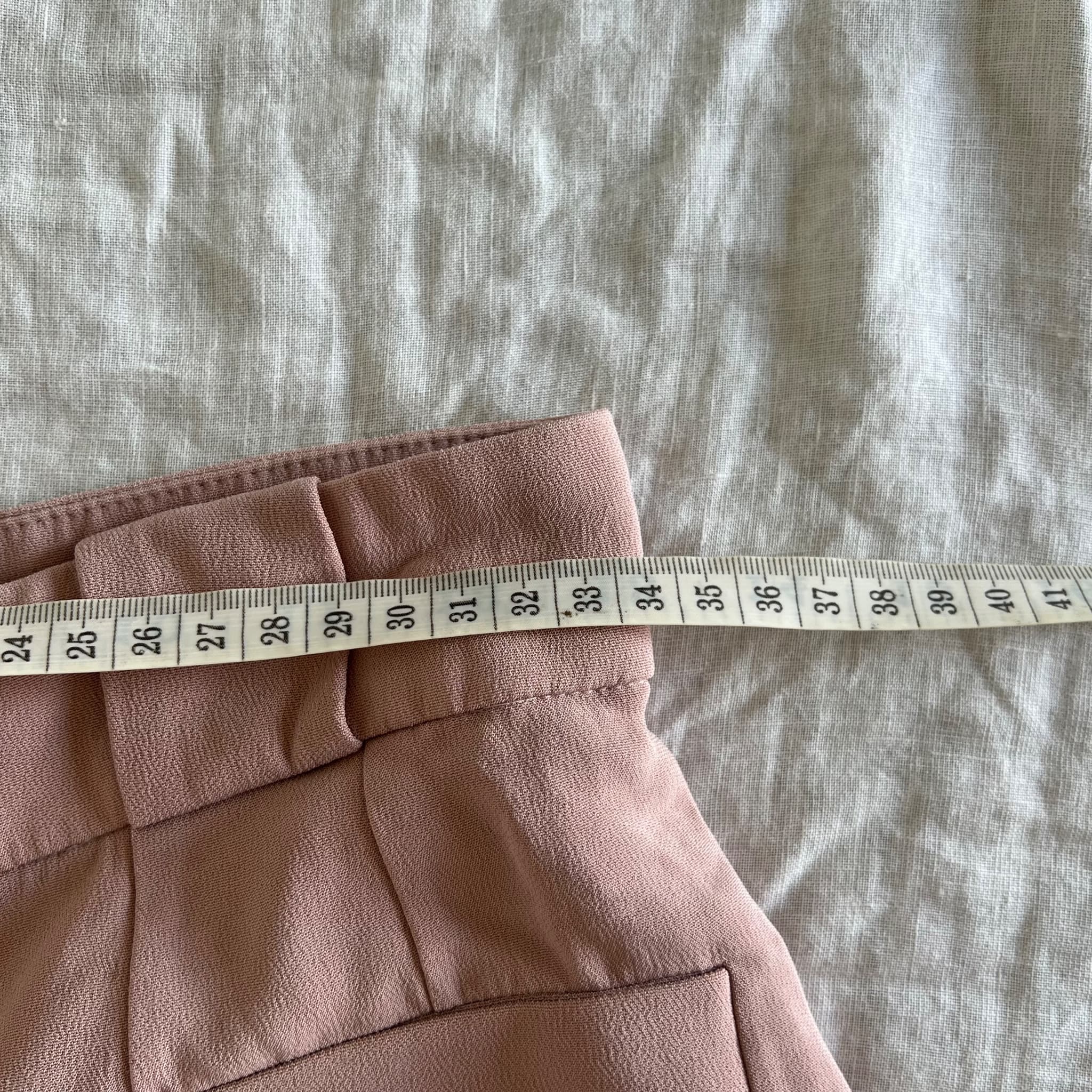 IRO Paris Dusty Pink Tailored High Waisted Shorts (Size 36 / AU 8) — photo 5 of 6