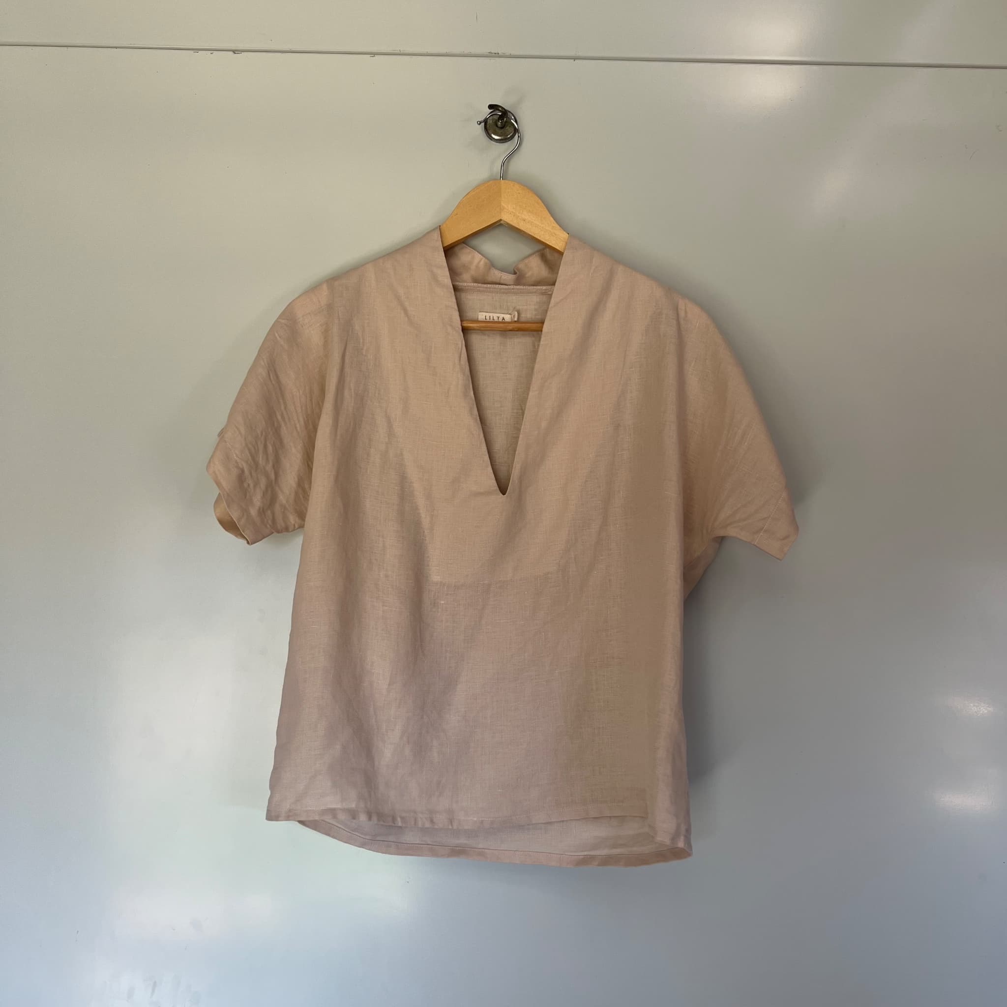 Lilya Women's 100% Linen Boxy Top - Beige Short Sleeve Blouse — photo 4 of 9