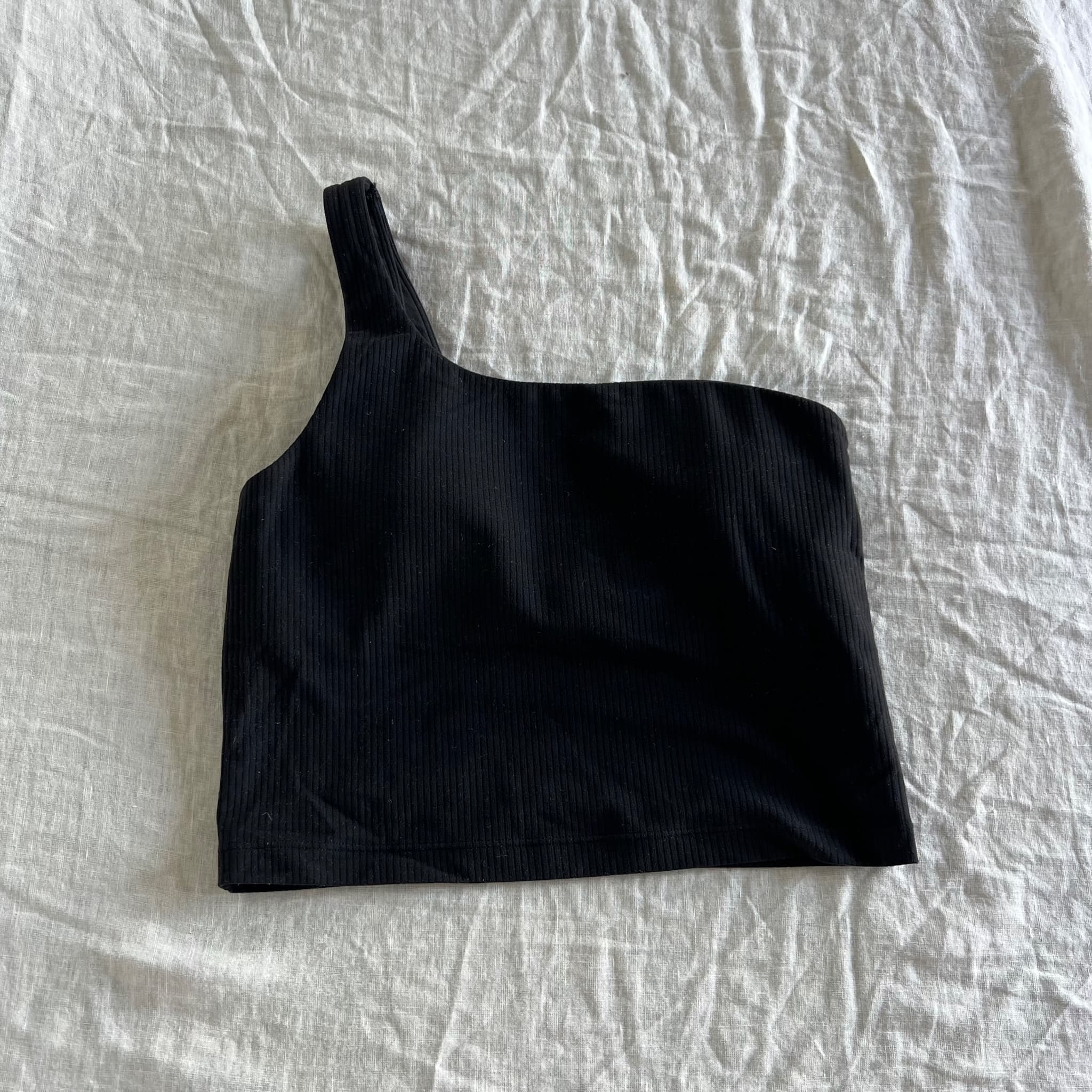 Lululemon Black Ribbed One Shoulder Tank Top Size 4 AU 8 Asymmetric Crop Bra — photo 1 of 7