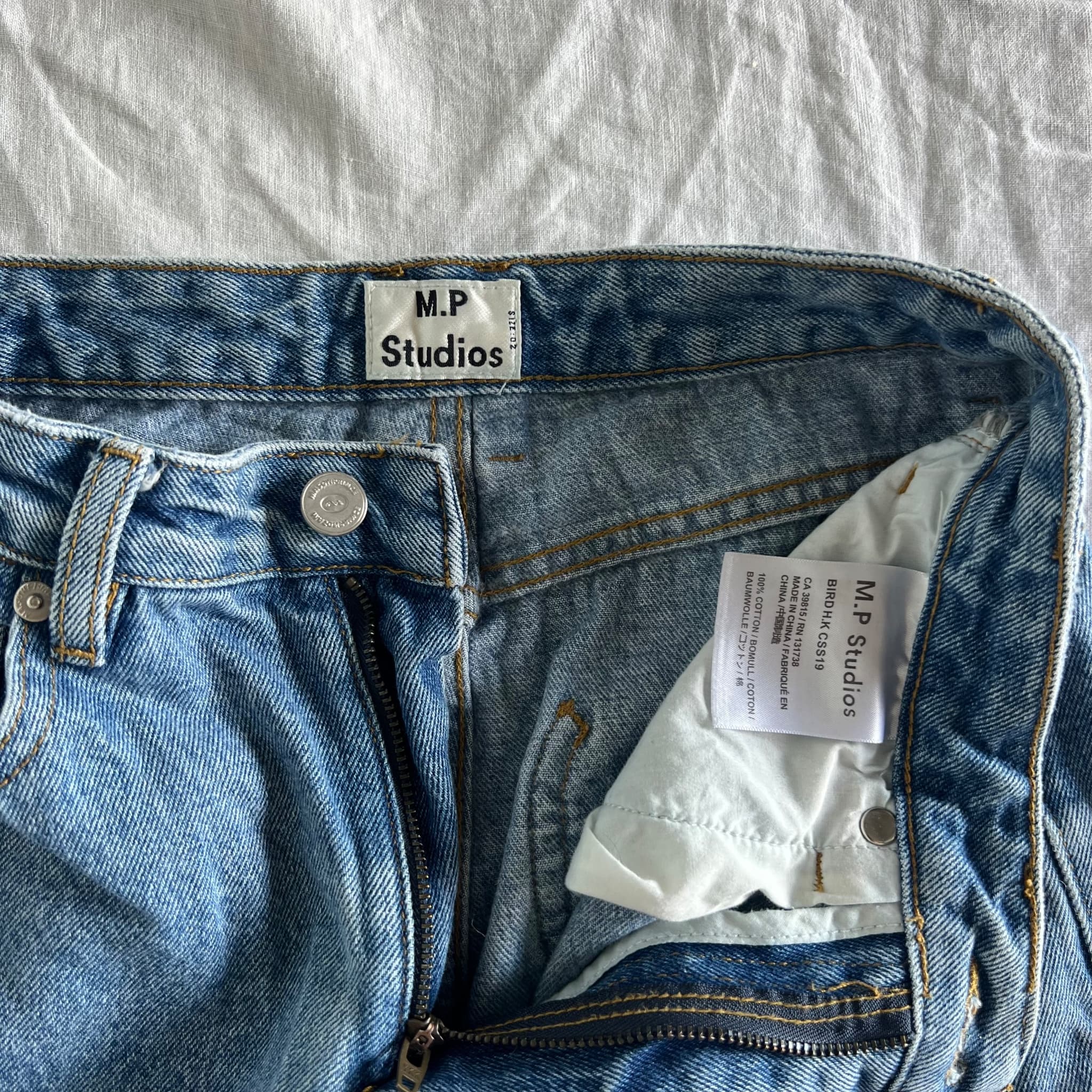 MASONPRINCE MP Studios Heart Pocket Straight Jeans Size 8-10 Fits W26 Y2K Street — photo 4 of 10