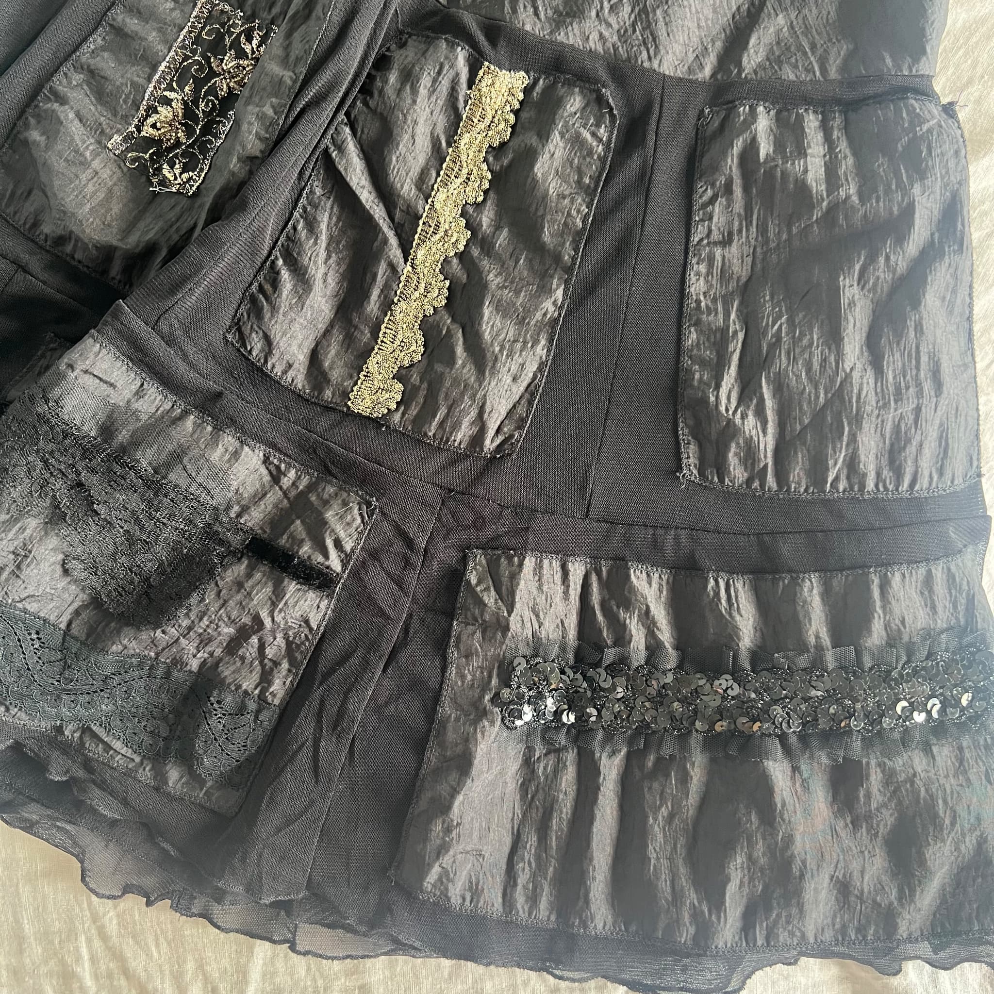 Net Girl Y2K Fairy Grunge Black Patchwork Midi Skirt (Size 16) — photo 5 of 8