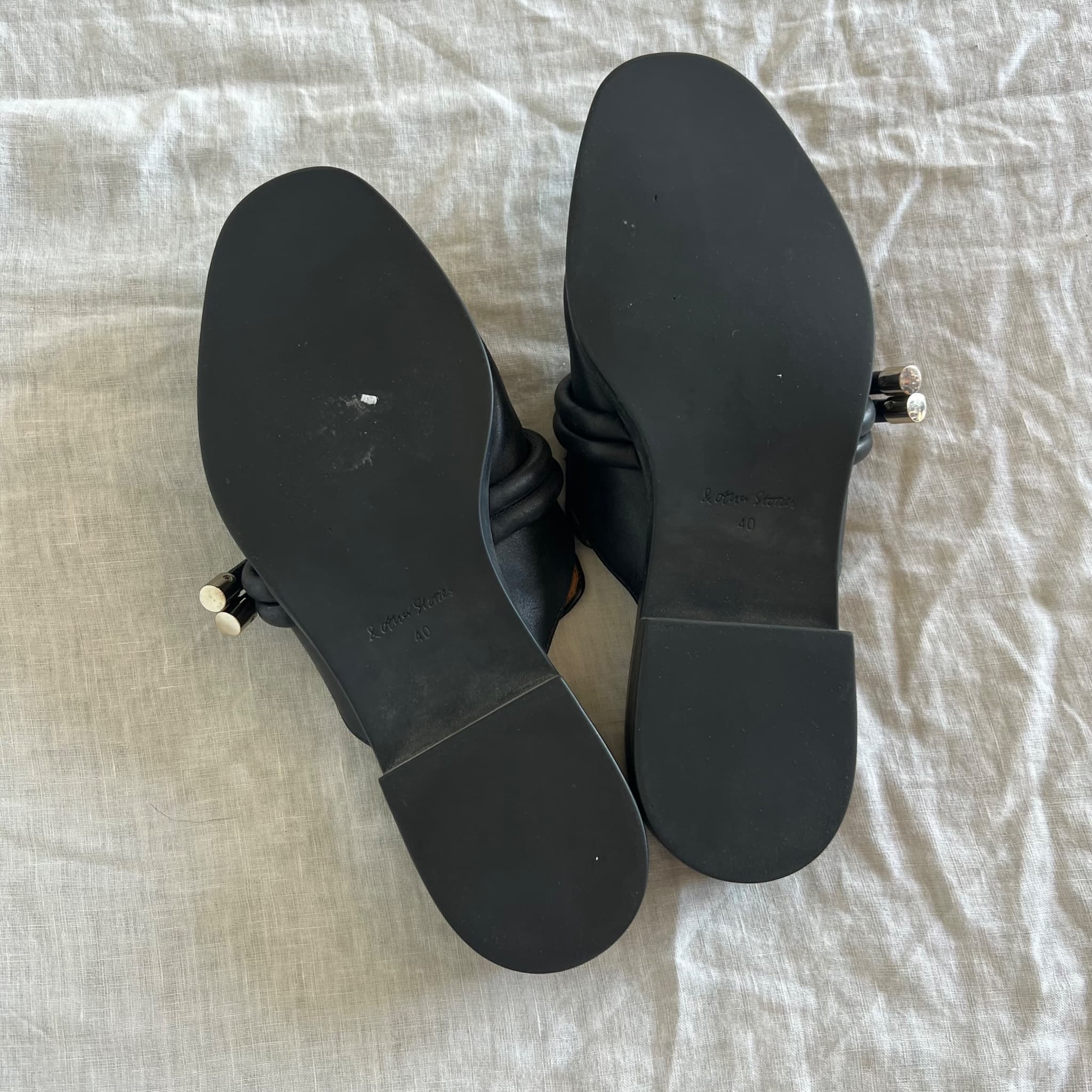 & Other Stories Black Leather Knot Detail Mules — photo 8 of 8
