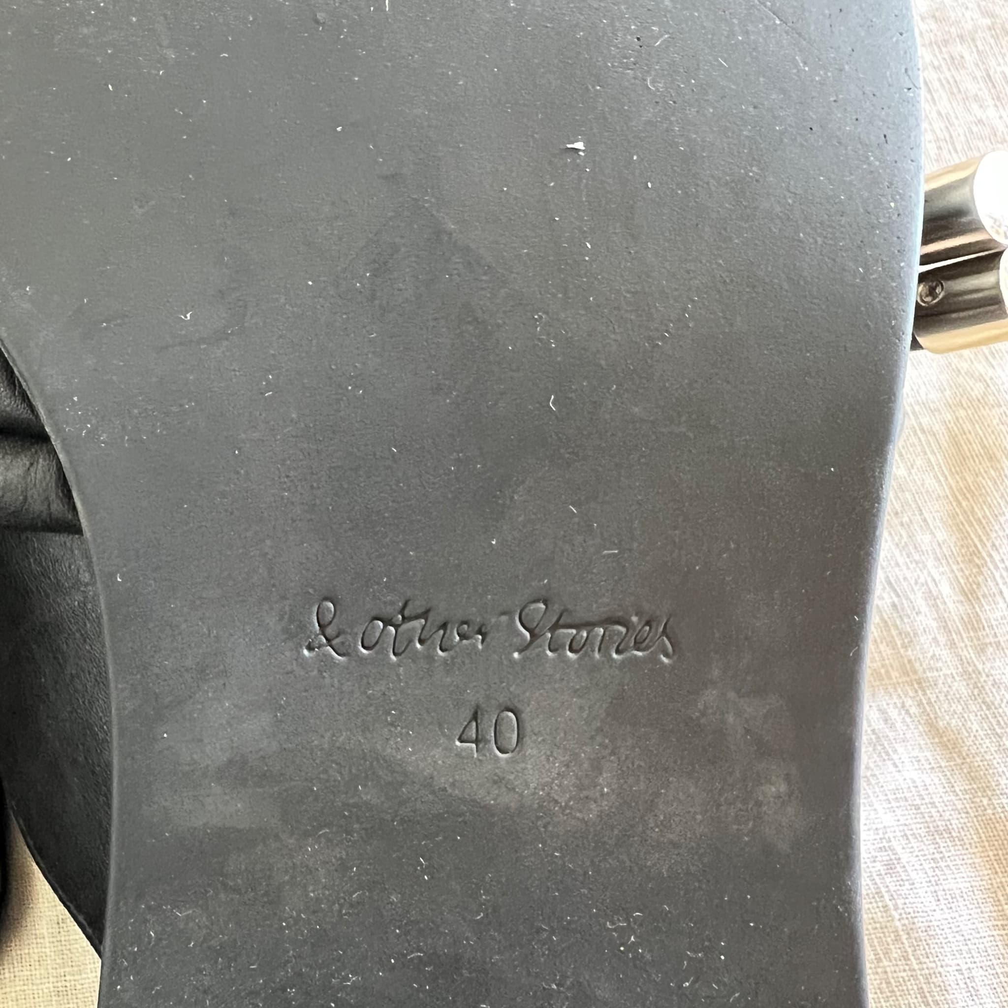 & Other Stories Black Leather Knot Detail Mules — photo 7 of 8