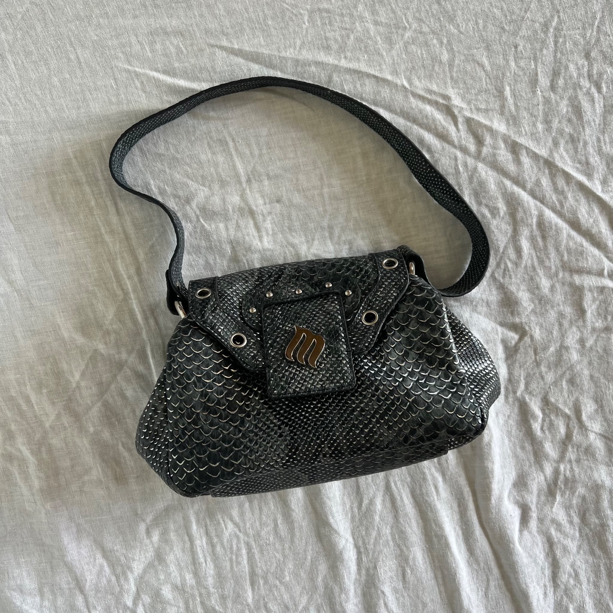Plastic Shoulder Bag - Black Snake Print Handbag — photo 1 of 8