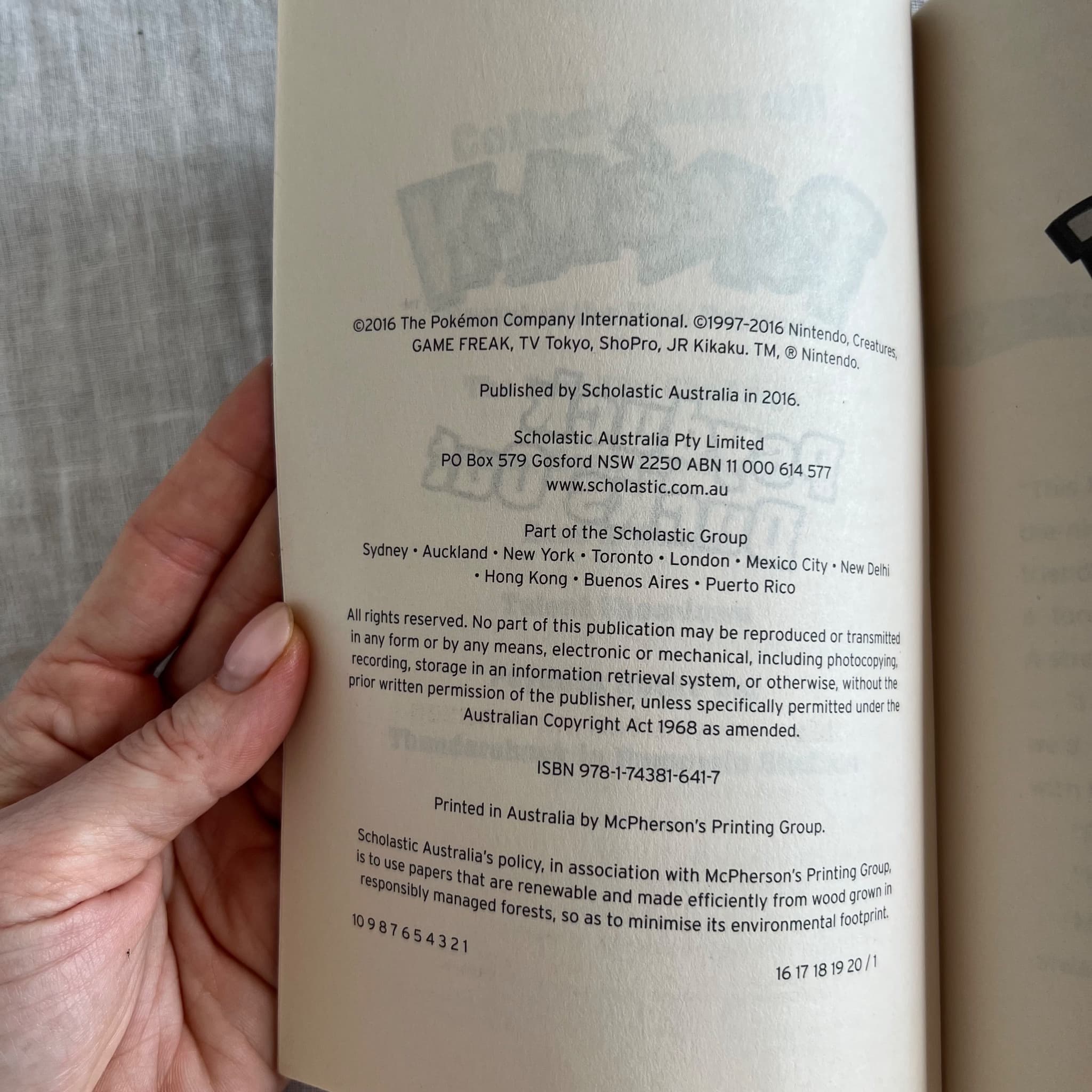 Pokémon: Psyduck Ducks Out - Scholastic Chapter Book — photo 4 of 6