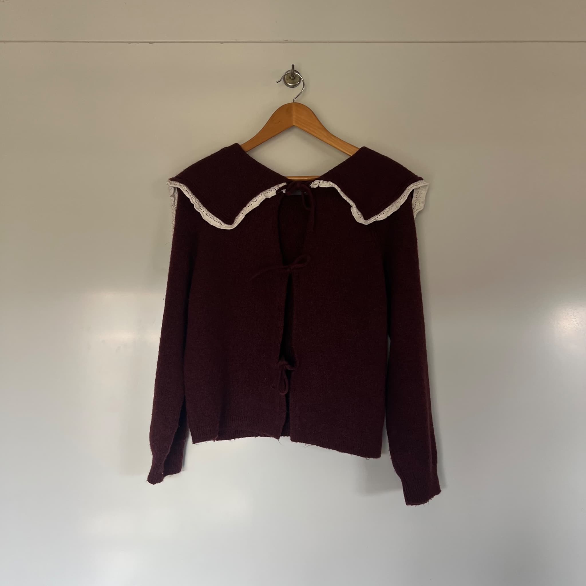 Primark Burgundy Knit Cardigan With Lace Sailor Collar Tie Front Size S — photo 2 of 8