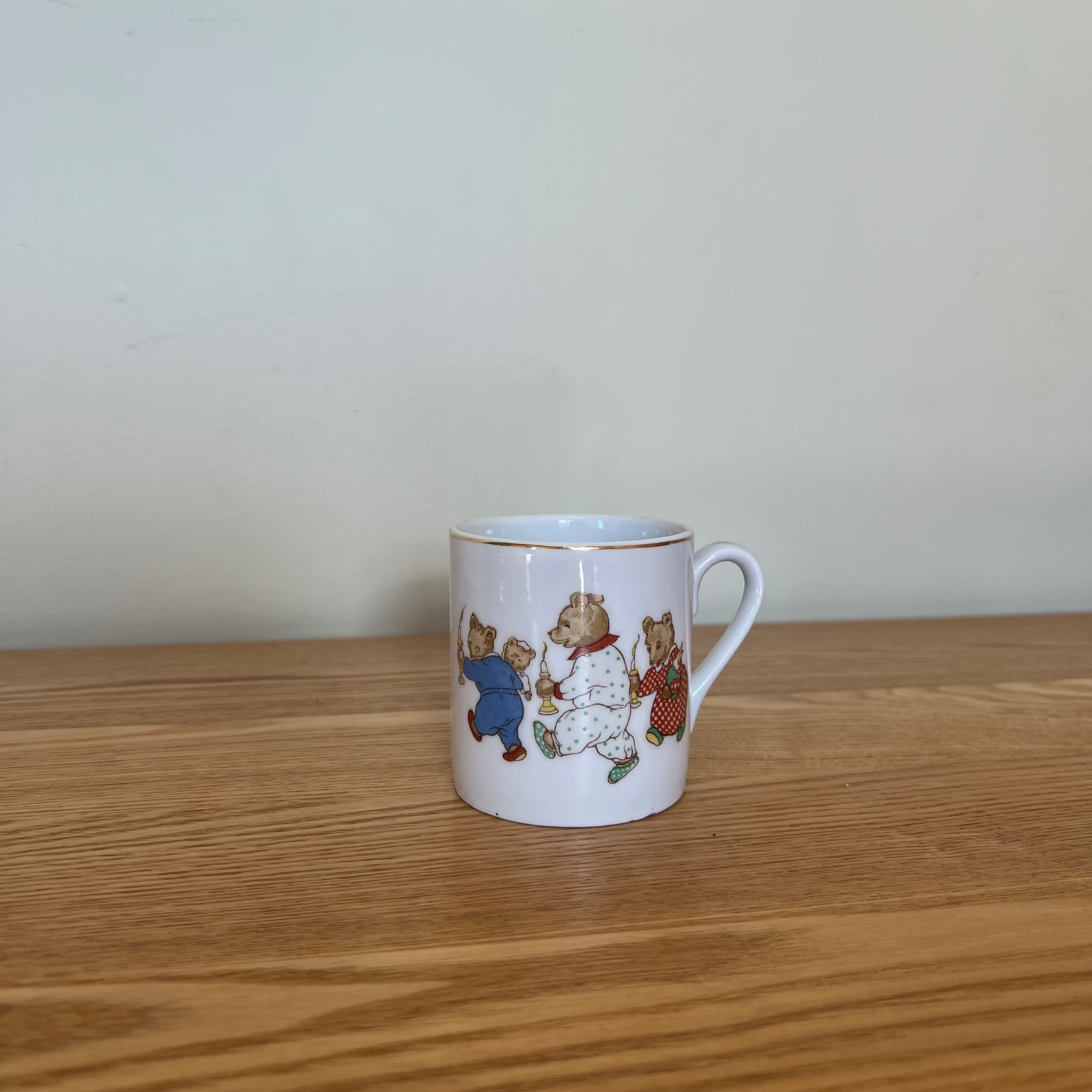 Style Children's Mug - Bear Character Design — photo 1 of 8