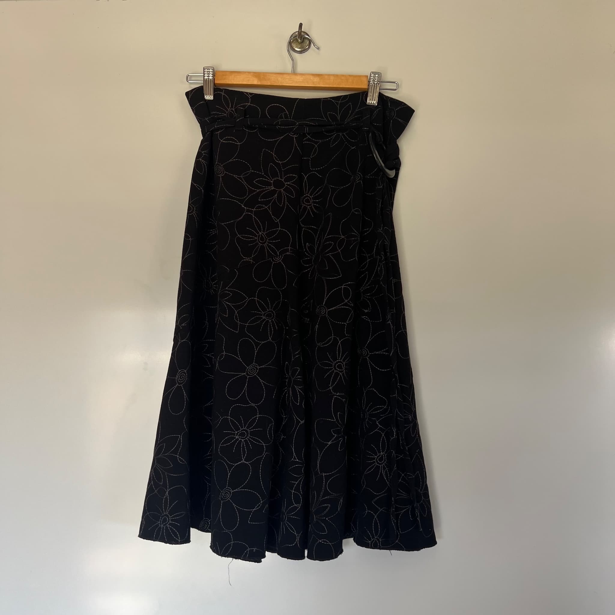 Target Vintage Y2K Black Floral Stitched Belted Midi Skirt (Size 8) — photo 3 of 11