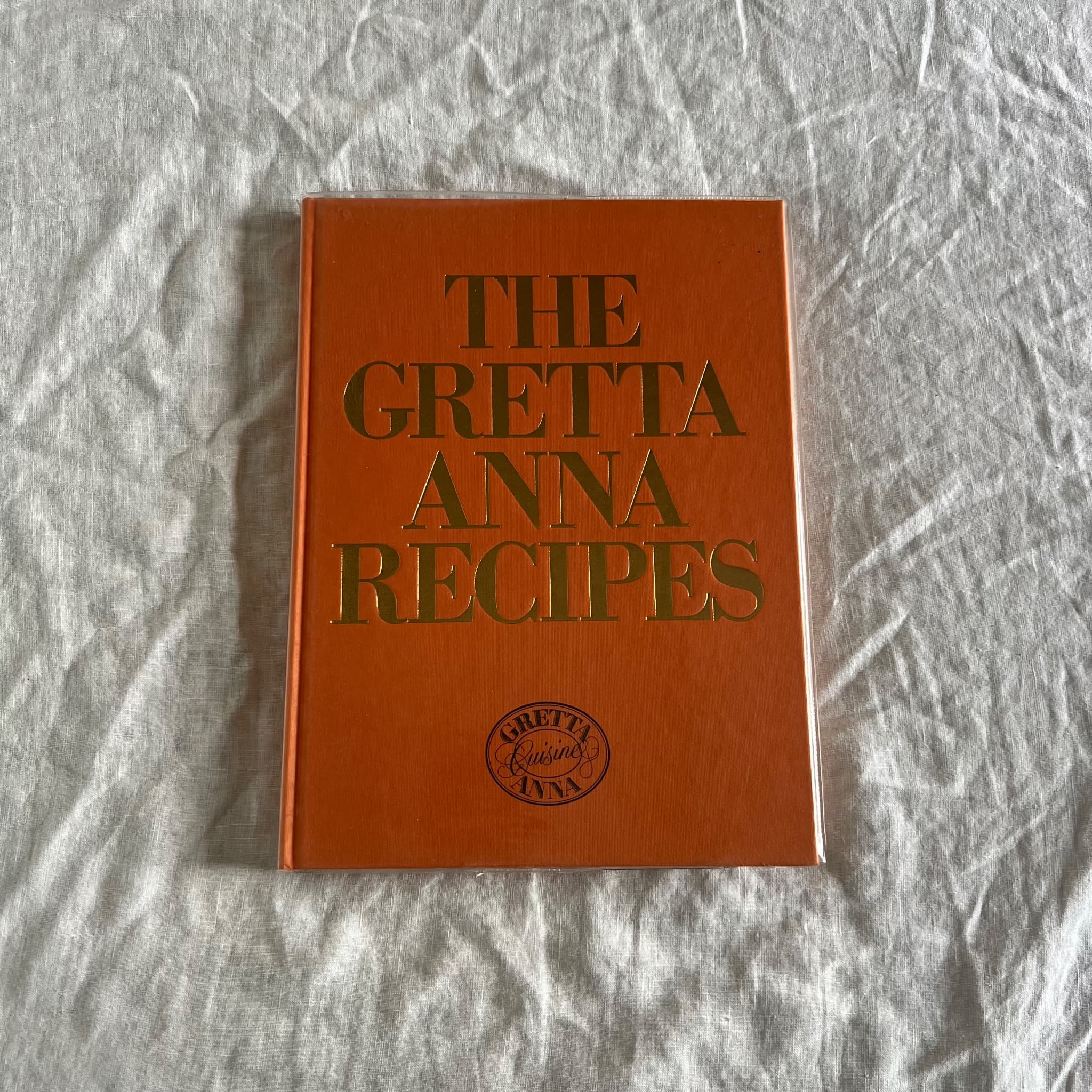 The Angus & Robertson Recipes Cookbook - Vintage Australian Cuisine Hardcover — photo 1 of 11