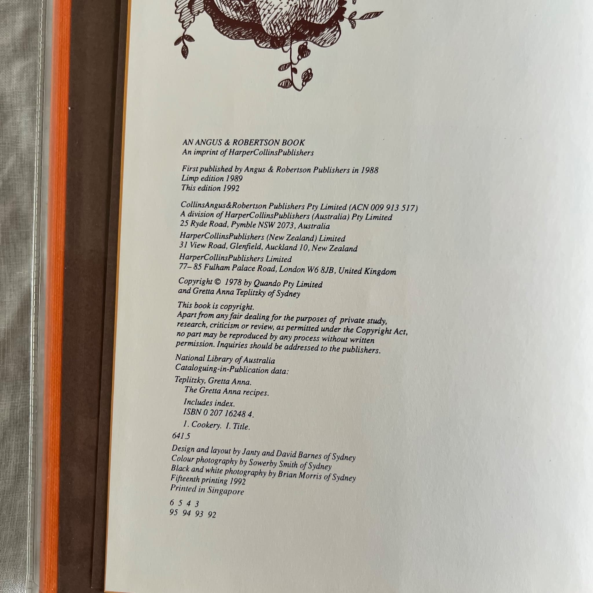 The Angus & Robertson Recipes Cookbook - Vintage Australian Cuisine Hardcover — photo 3 of 11