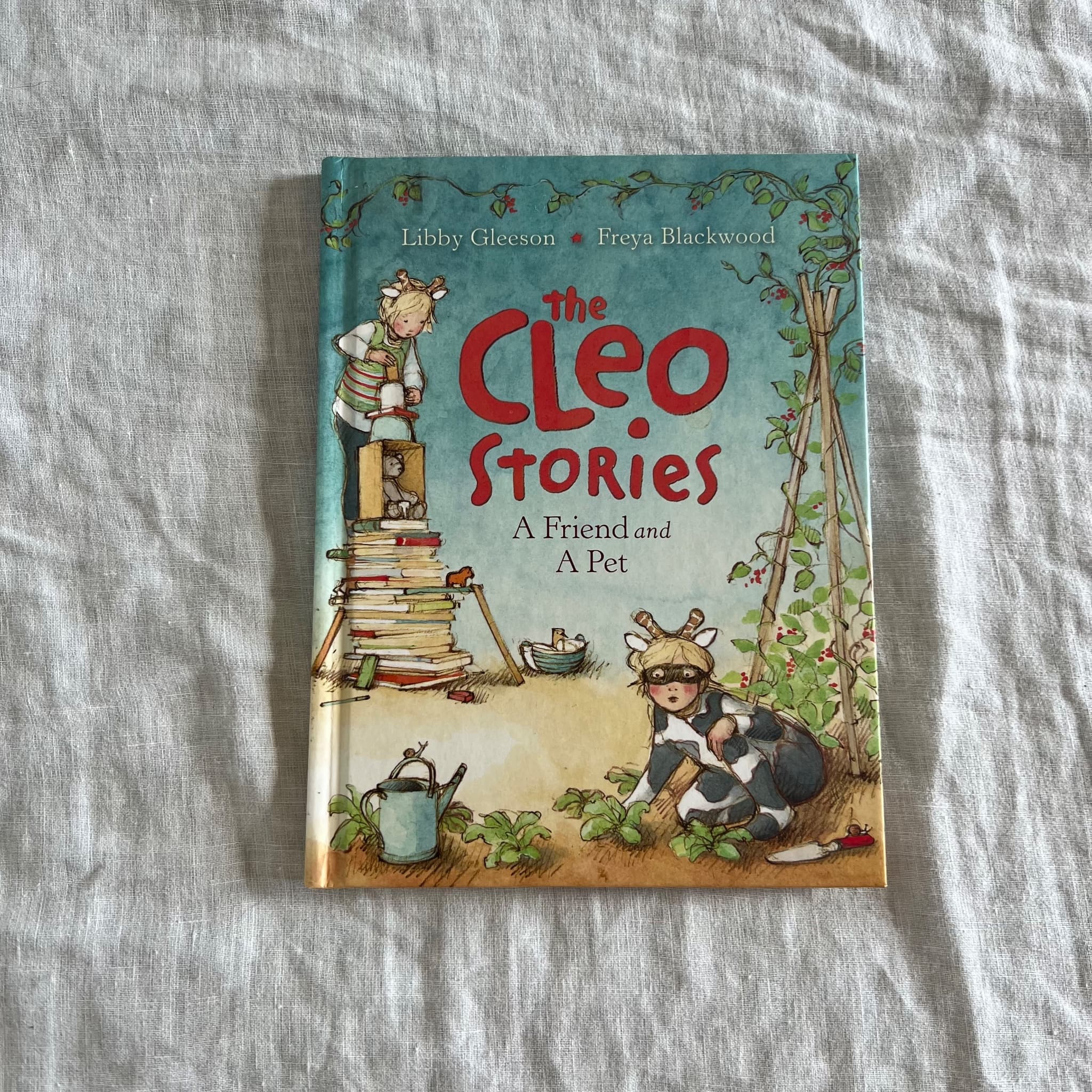 The Cleo Stories: A Friend and A Pet - Libby Gleeson & Freya Blackwood — photo 1 of 2