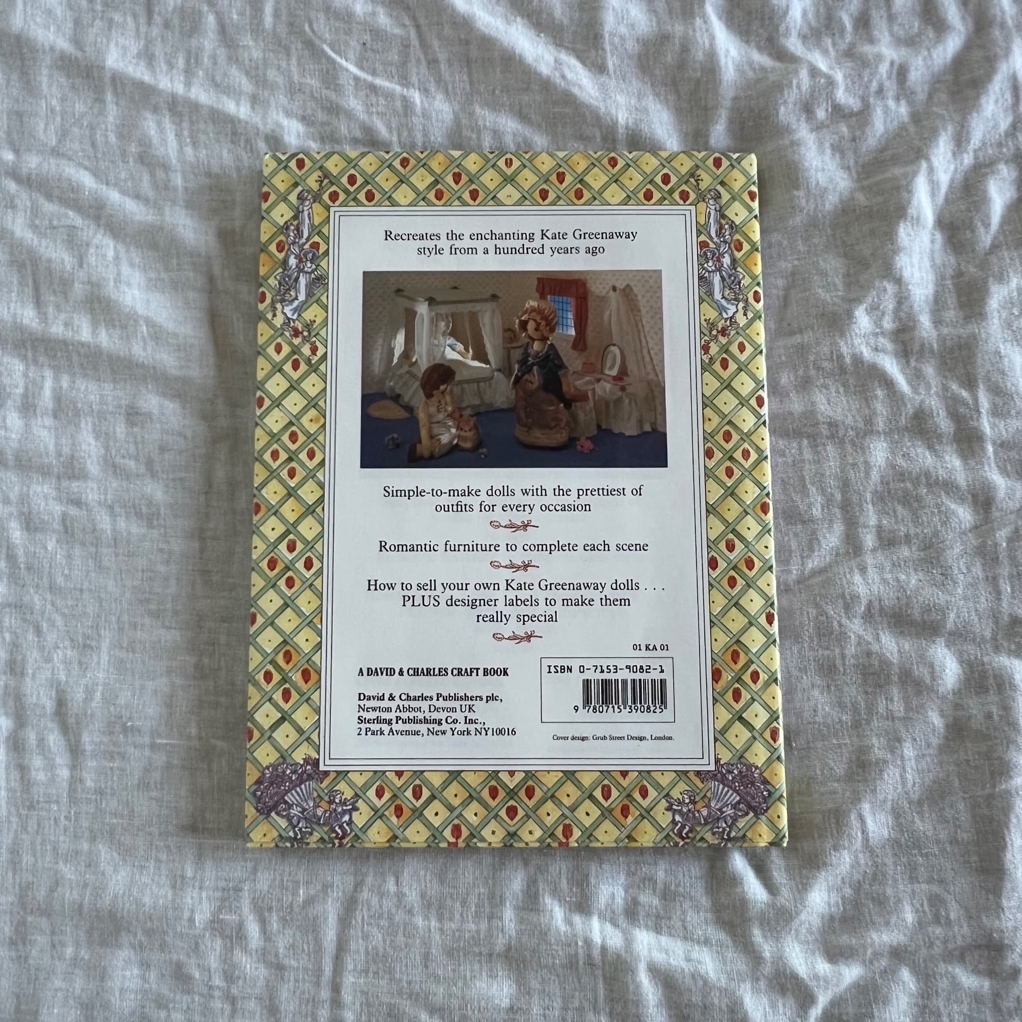 The Kate Greenaway Doll Book by Valerie Janitch - Vintage Crafting Guide — photo 2 of 5
