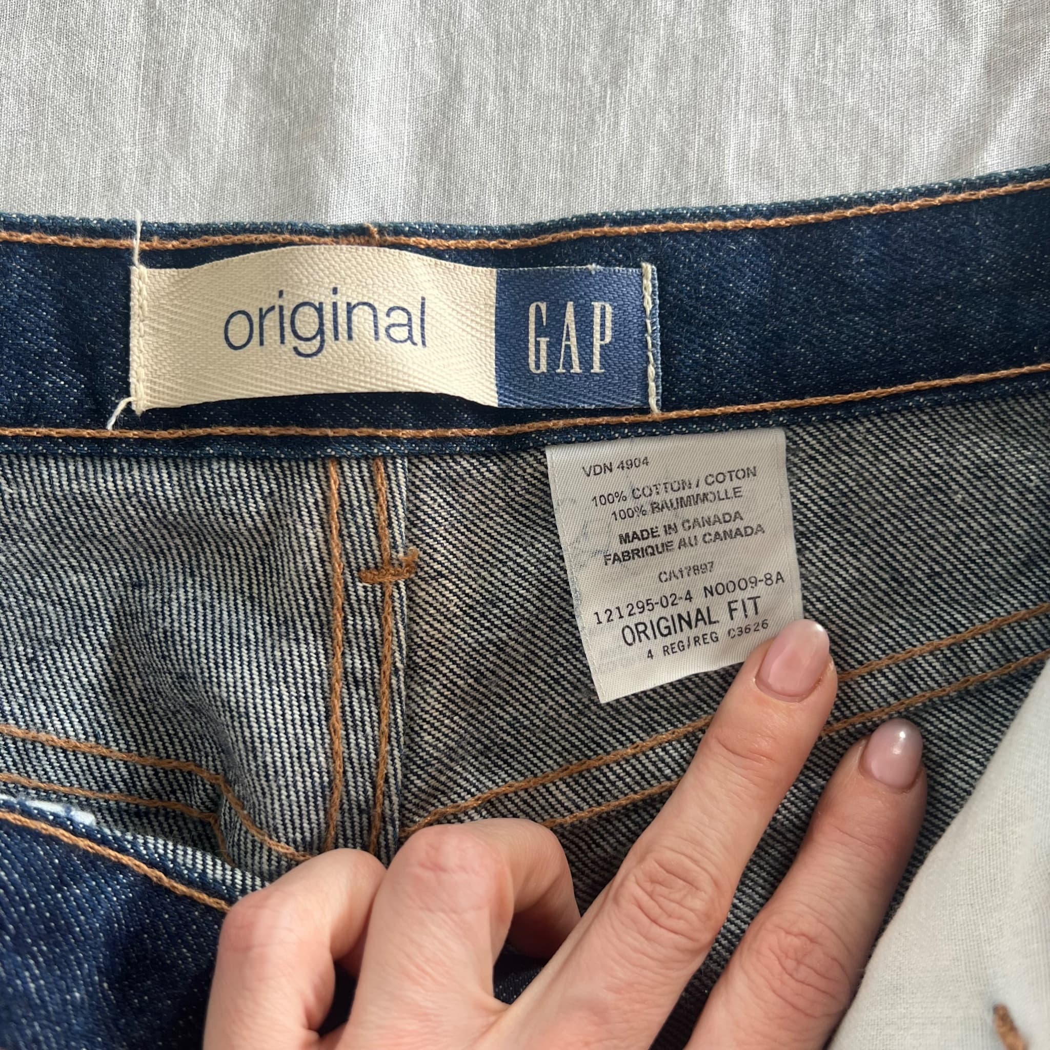 Vintage 90s Gap Original Fit Dark Wash Rigid Denim Jeans (Size 4 / AU 8) — photo 5 of 11