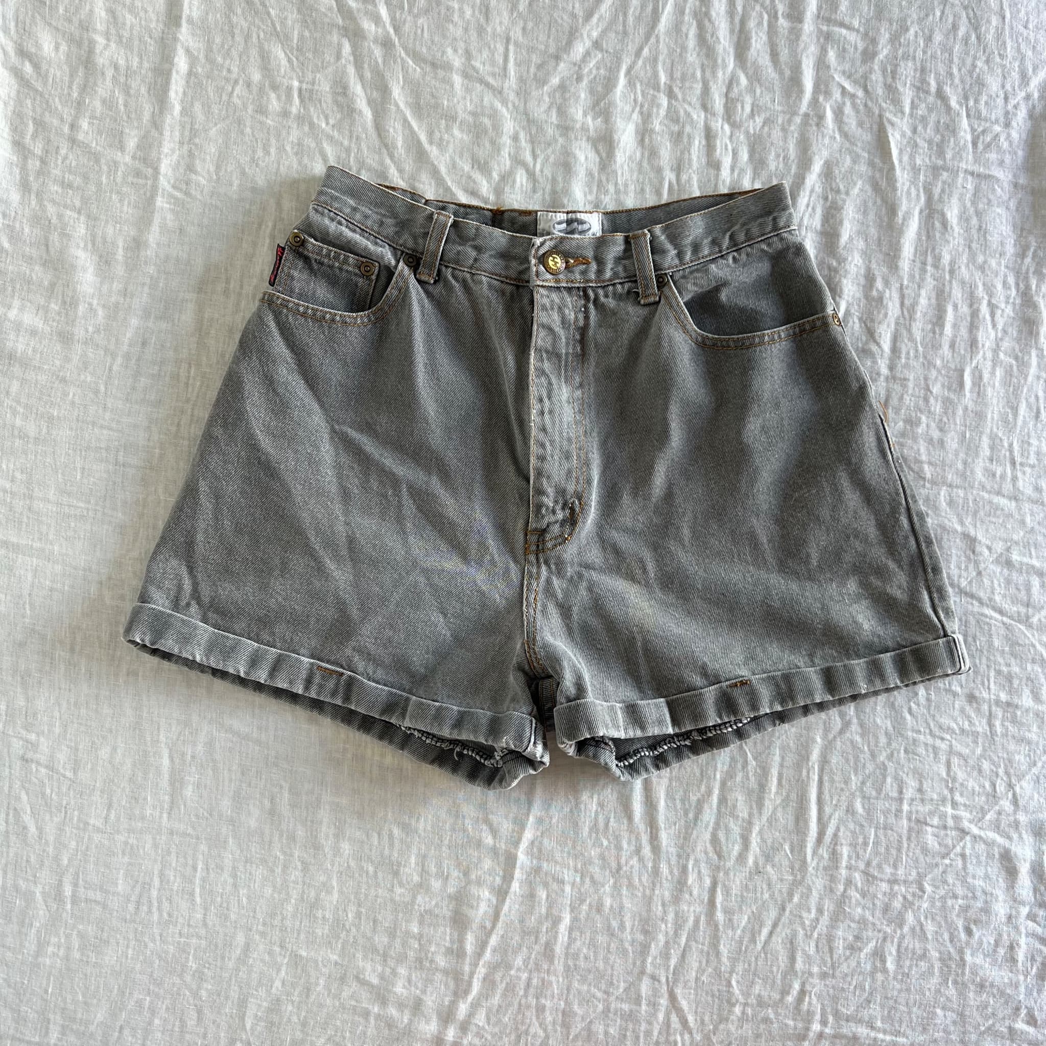 Vintage Billabong Grey Denim High Waist Shorts Fits Size 8 Y2K Surf Beach Mom — photo 1 of 8