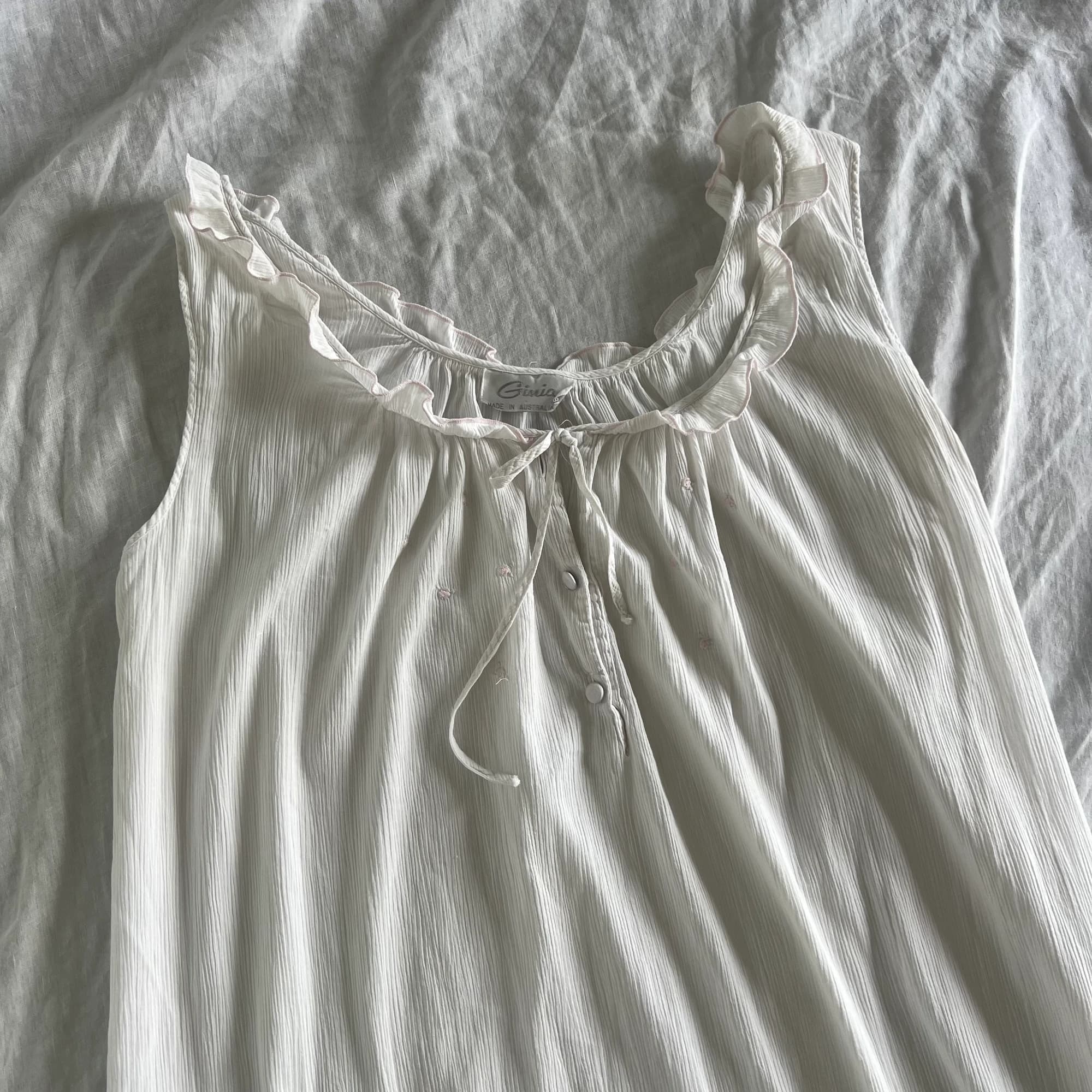 Vintage Ginia White Cotton Ruffle Nightgown (Size 16) — photo 5 of 11