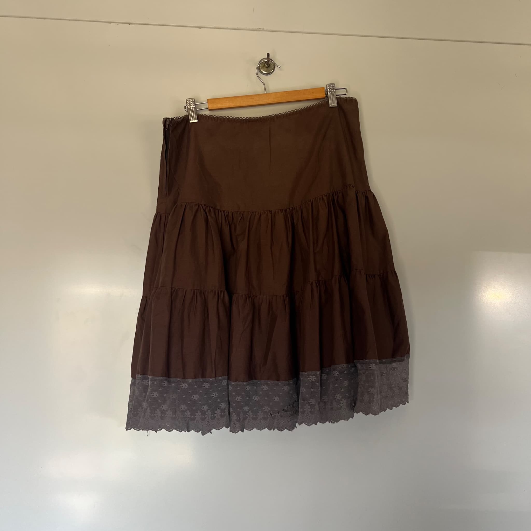 Vintage Hot Kiss Brown Tiered Floral Embroidered Lace Trim Skirt (Size M) — photo 4 of 10