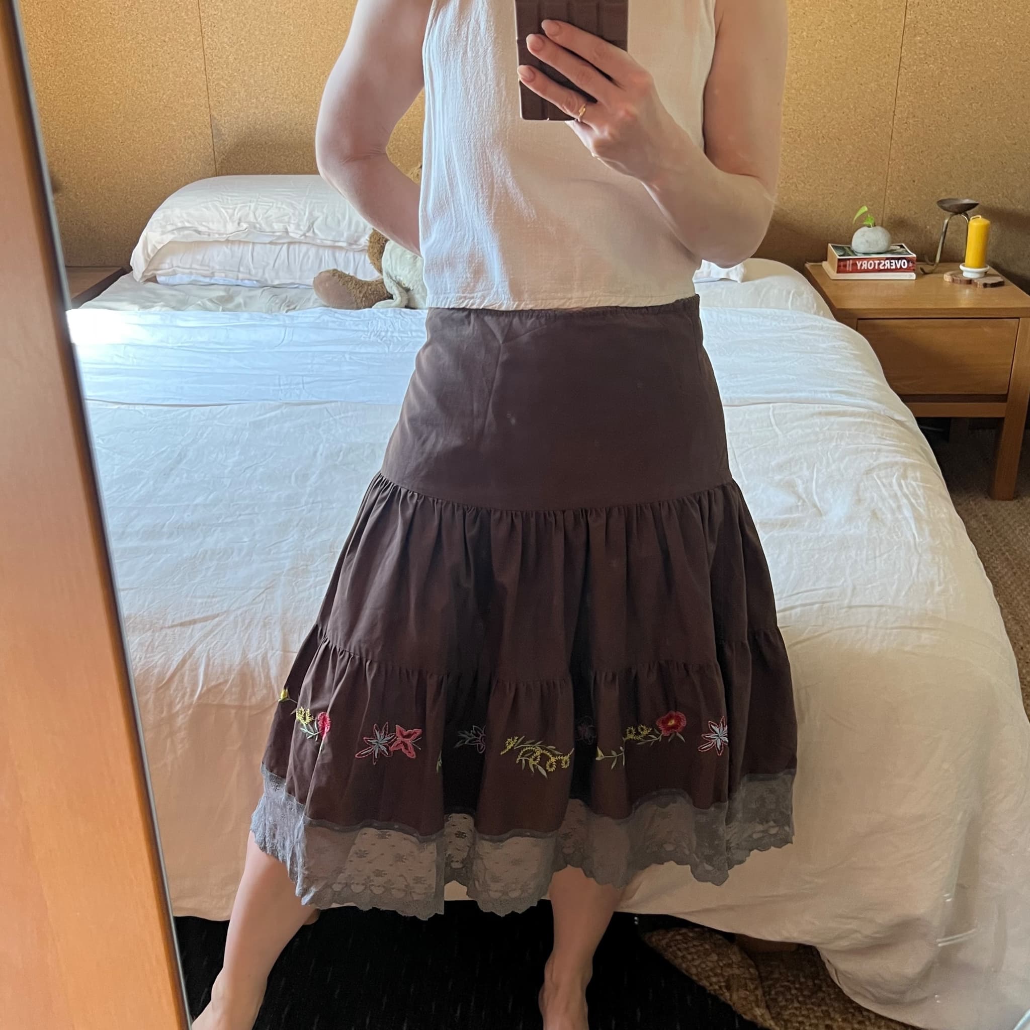 Vintage Hot Kiss Brown Tiered Floral Embroidered Lace Trim Skirt (Size M) — photo 9 of 10