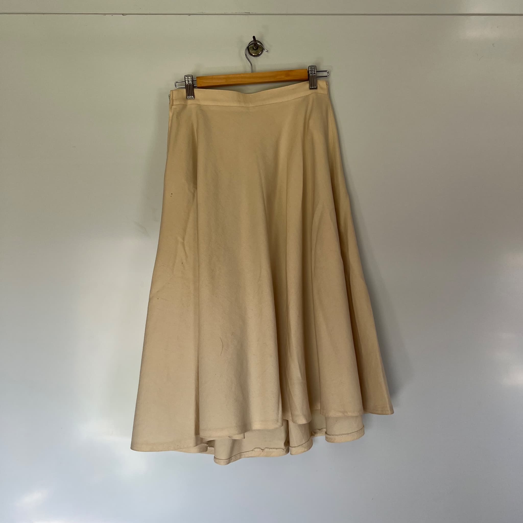 Vintage Incom Beige Virgin Wool A-Line Skirt (Size S / 8-10) — photo 3 of 8