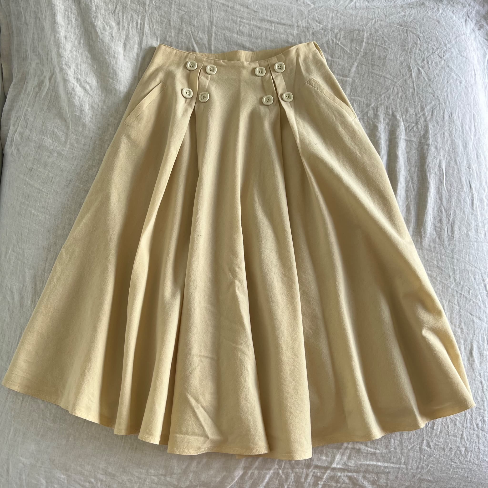 Vintage Incom Beige Virgin Wool A-Line Skirt (Size S / 8-10) — photo 1 of 8