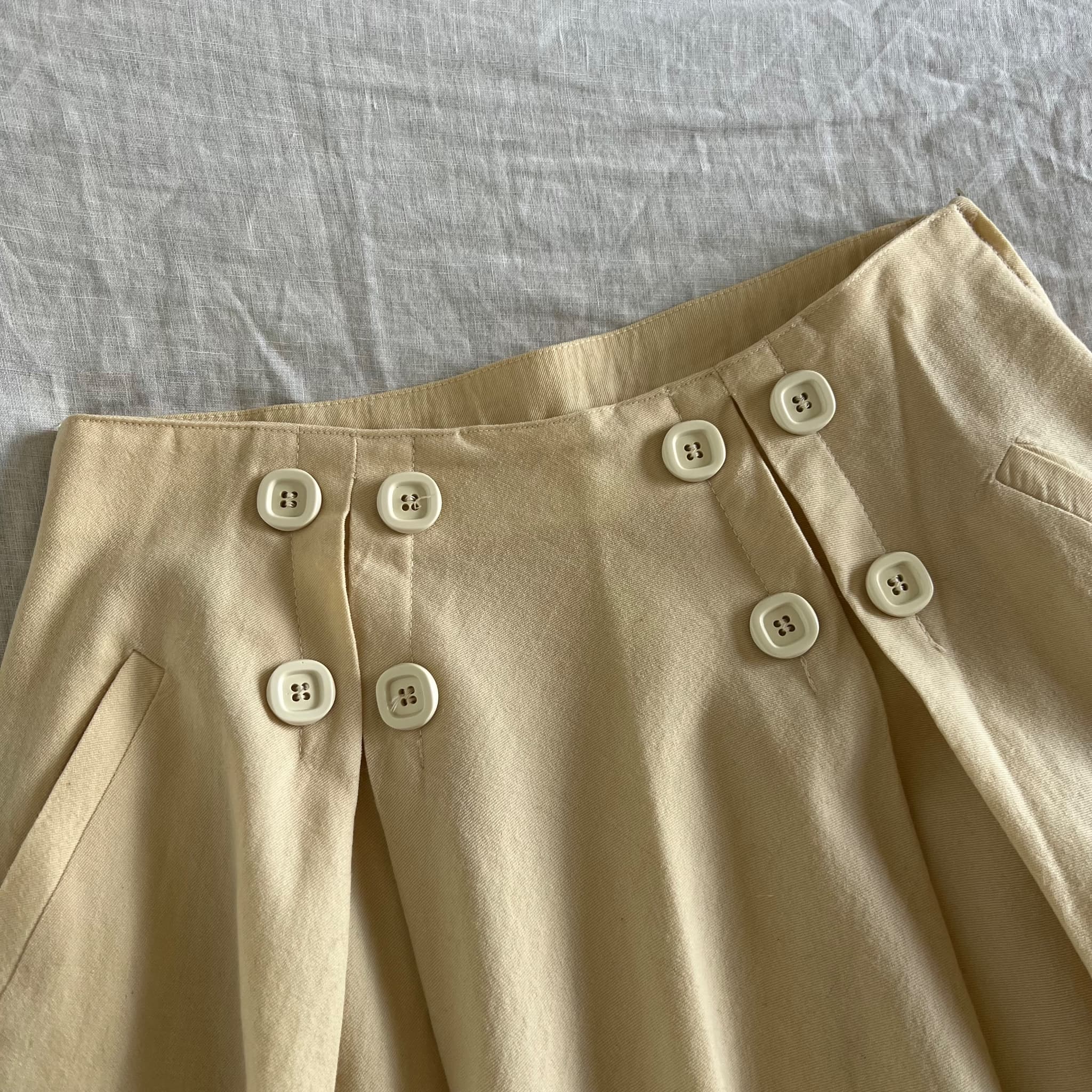 Vintage Incom Beige Virgin Wool A-Line Skirt (Size S / 8-10) — photo 4 of 8