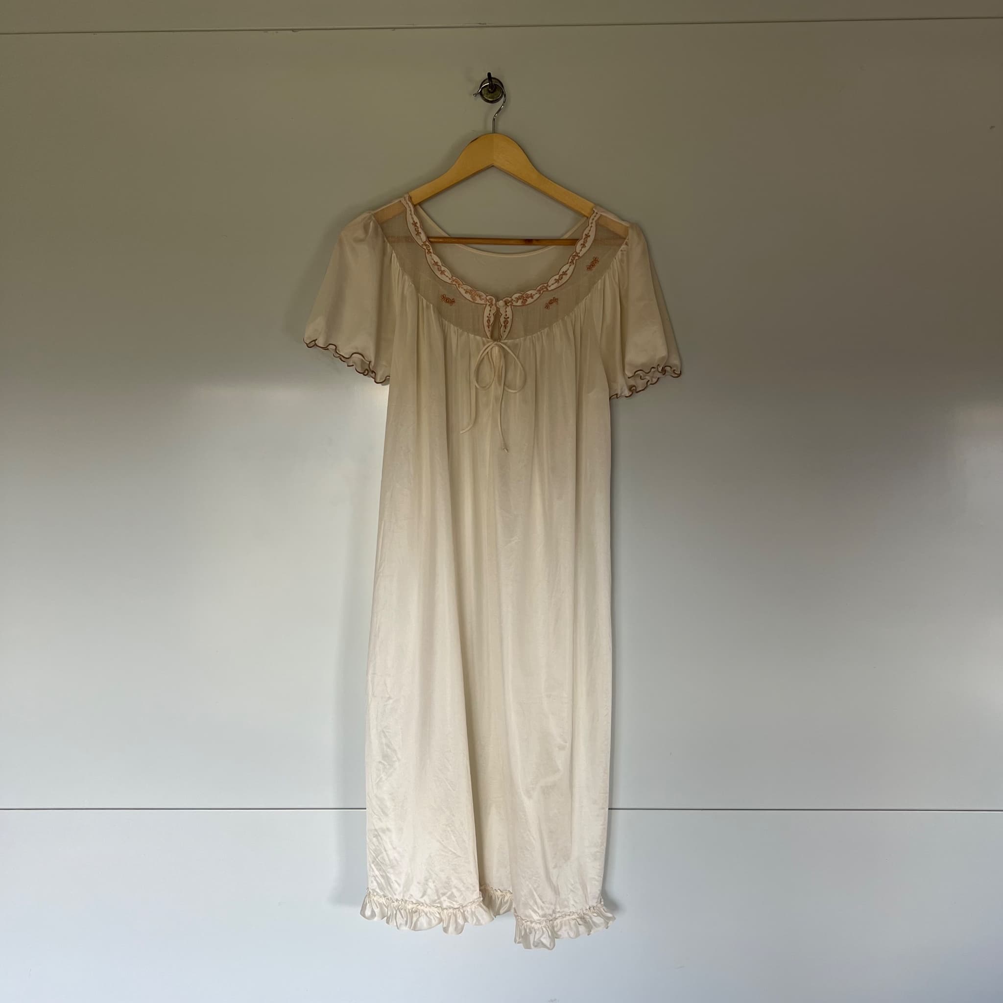 Vintage Novita Cream Embroidered Nylon Nightgown Dress Prairie Cottagecore — photo 3 of 8