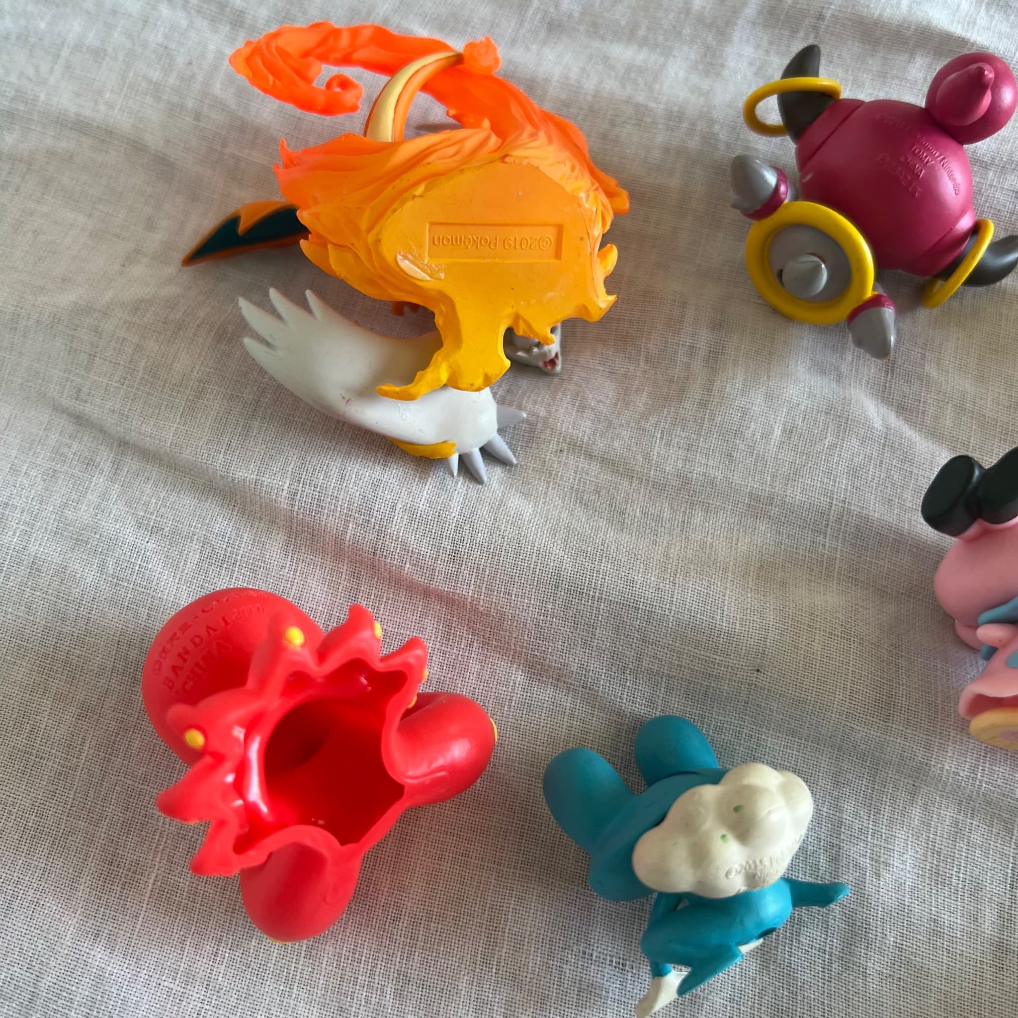 Vintage Pokemon Figures Mega Charizard Hoopa Absol Octillery Snubbull Celebi — photo 7 of 9