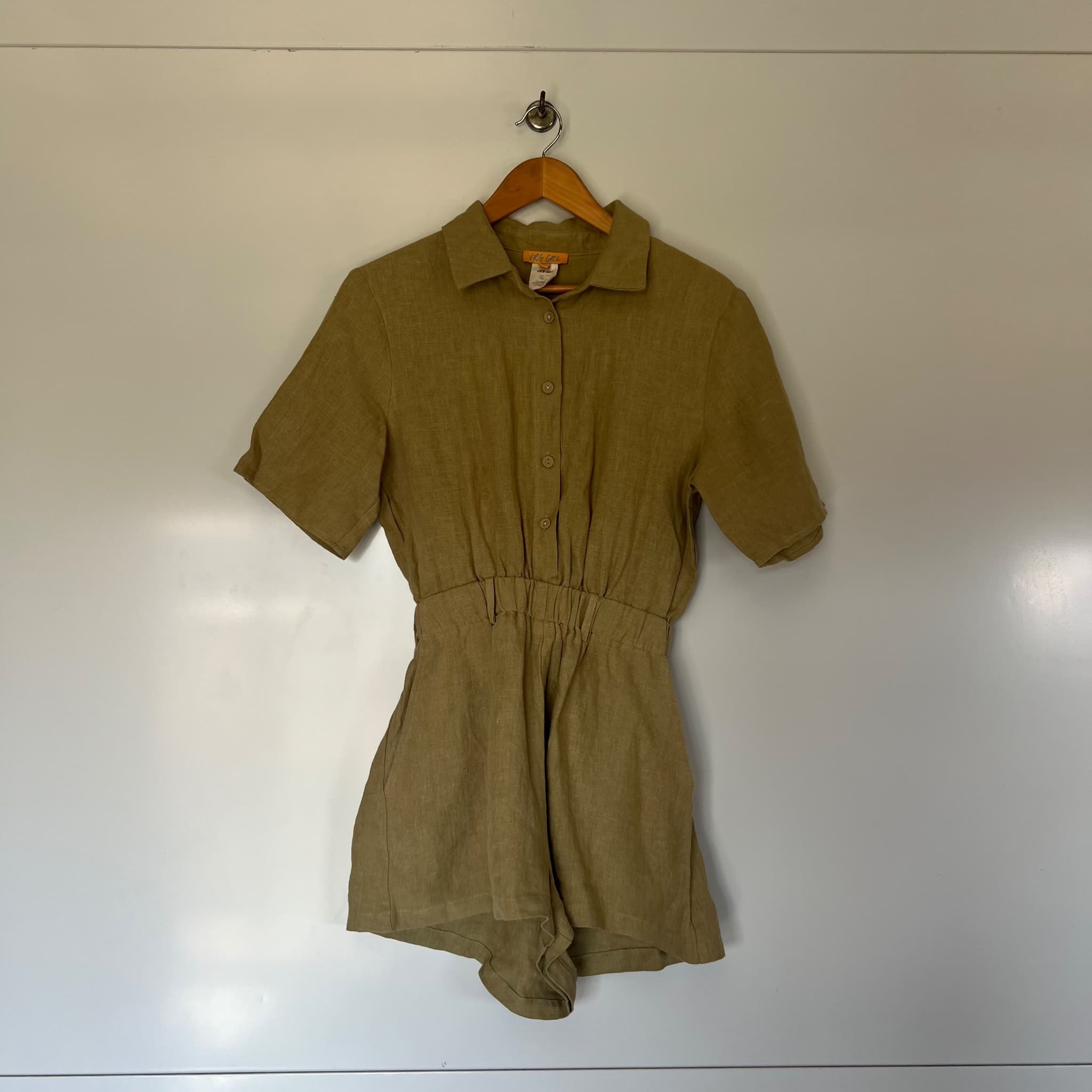VRG GRL Olive Green 100% Linen Button Up Romper Playsuit (Size 6) — photo 3 of 10