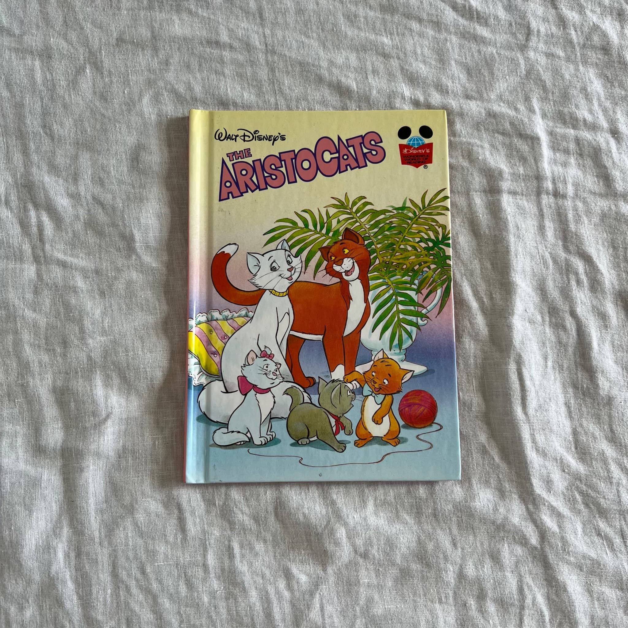 Walt Walt Disney's The Aristocats - Wonderful World Of Reading 1995 Hardcover Book — photo 1 of 5