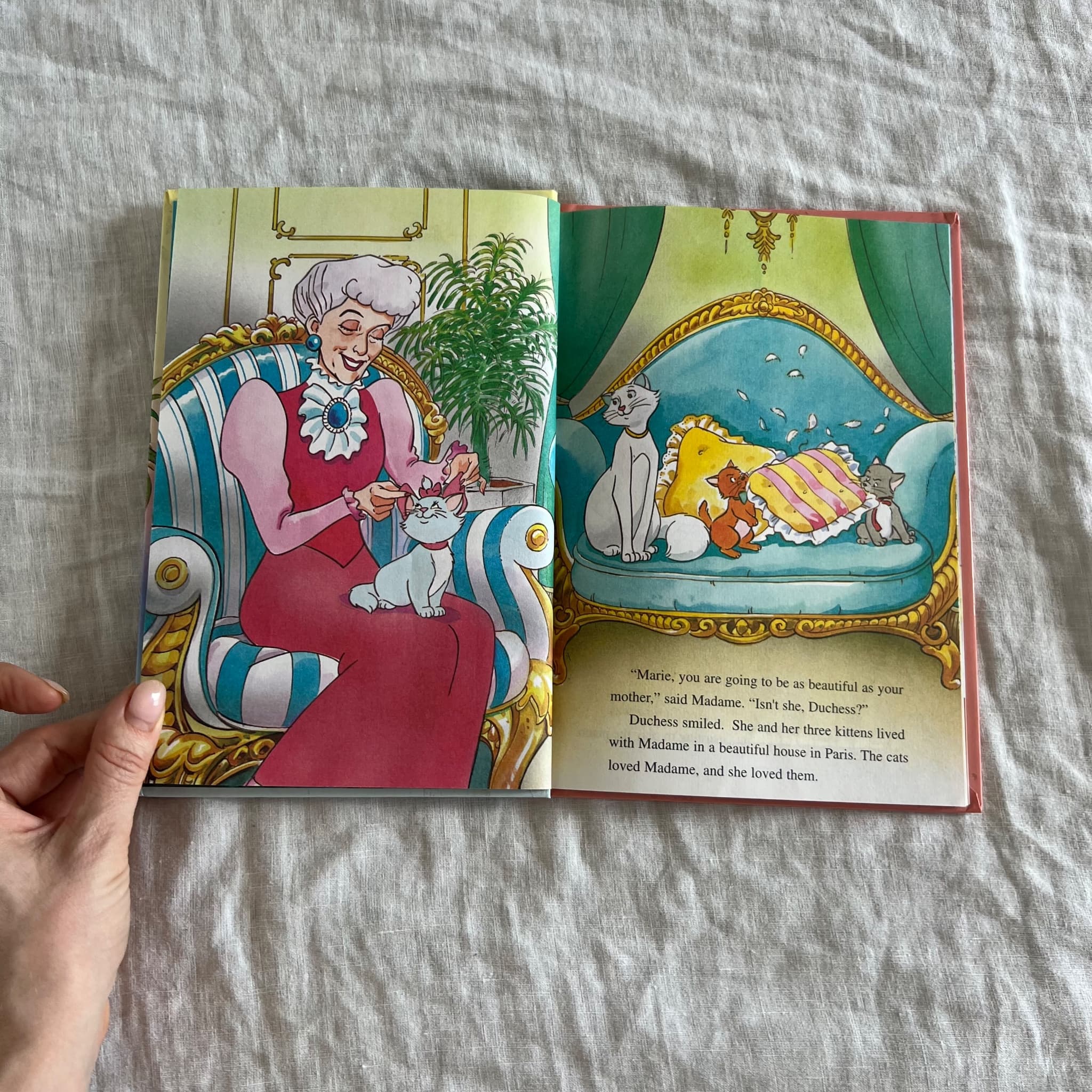 Walt Walt Disney's The Aristocats - Wonderful World Of Reading 1995 Hardcover Book — photo 4 of 5