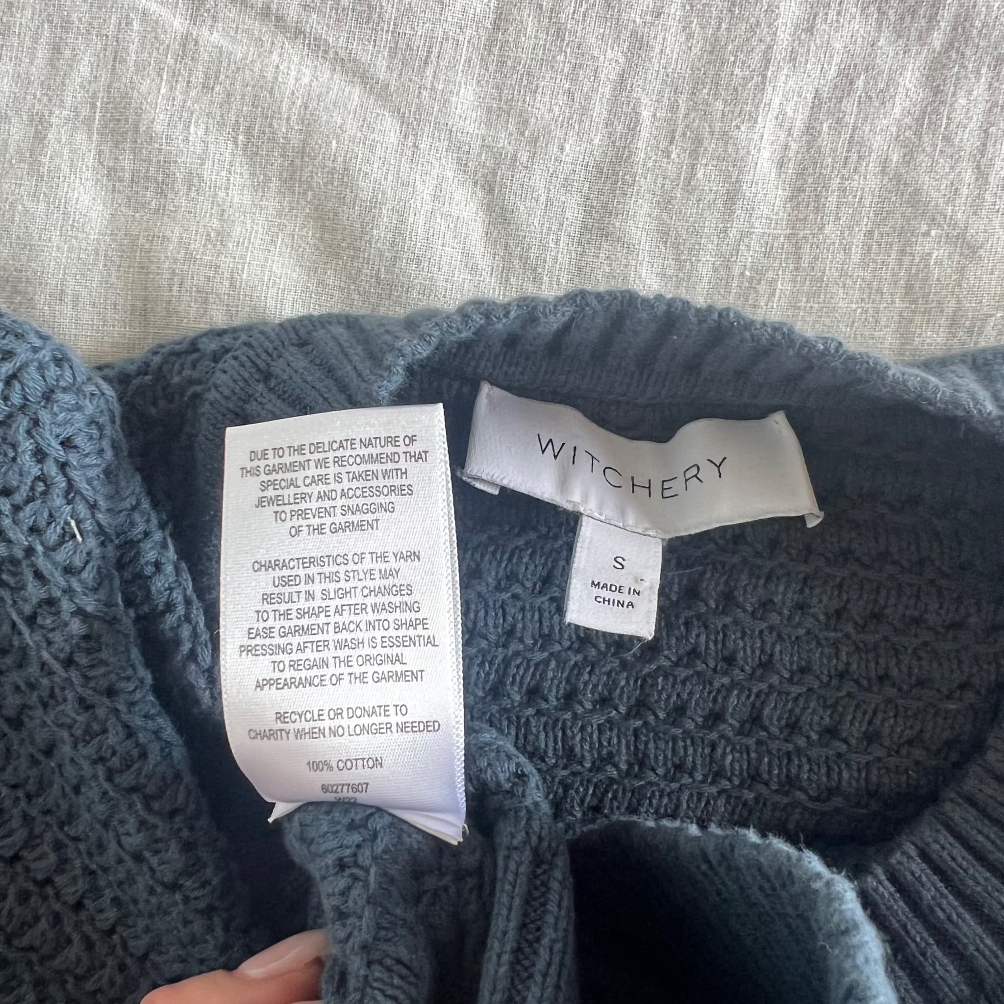 Witchery Dark Navy Textured Knit Sweater - Puff Sleeve Cotton Size S — photo 7 of 11