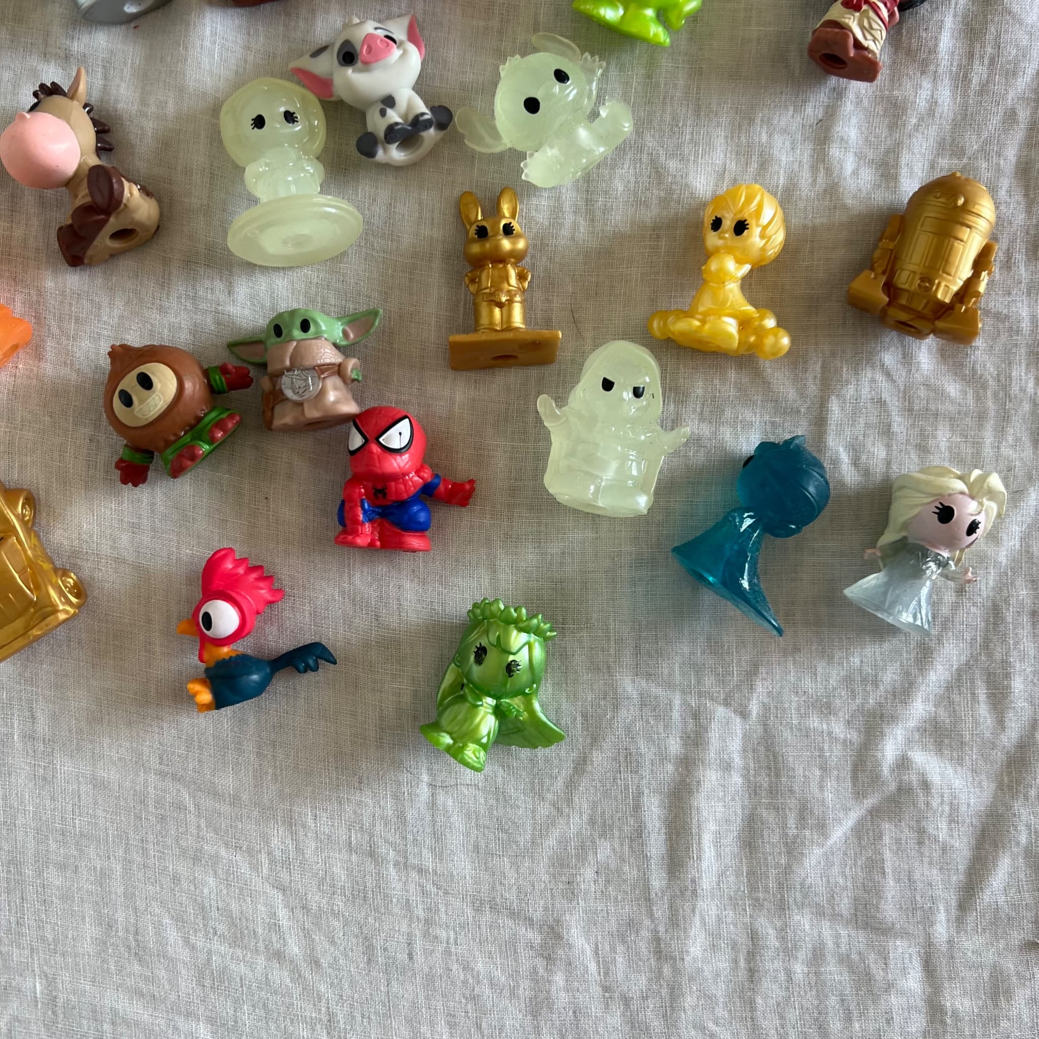 Woolworths Disney Ooshies Collectibles Lot 23x Rare Silver Buzz Lightyear Glow — photo 4 of 6