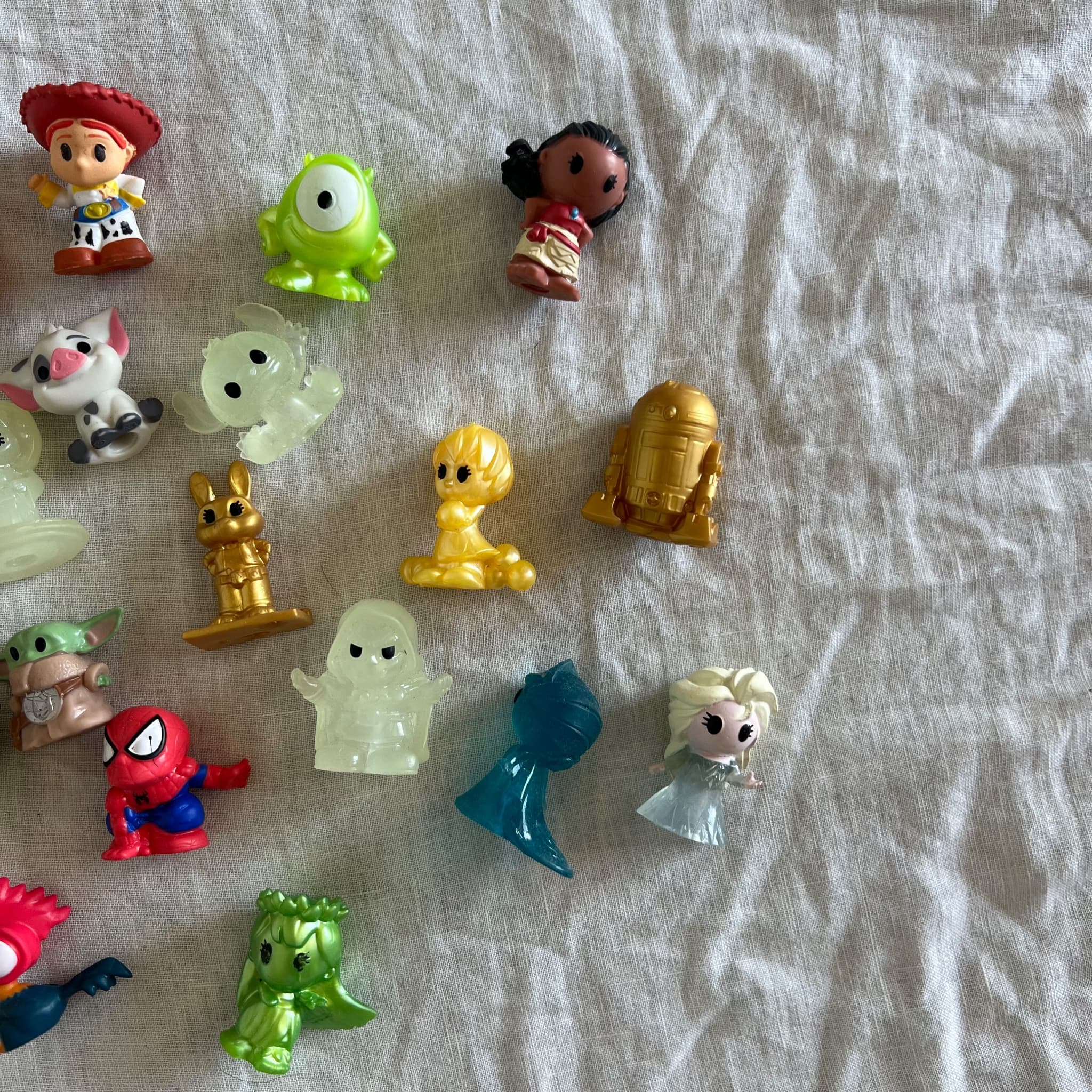 Woolworths Disney Ooshies Collectibles Lot 23x Rare Silver Buzz Lightyear Glow — photo 5 of 6