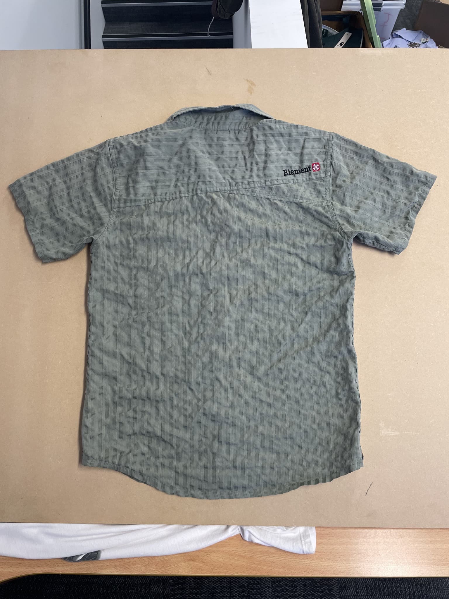 Element Skateboards Short Sleeve Button-Down Shirt - Grey Men's Size S — photo 4 of 8