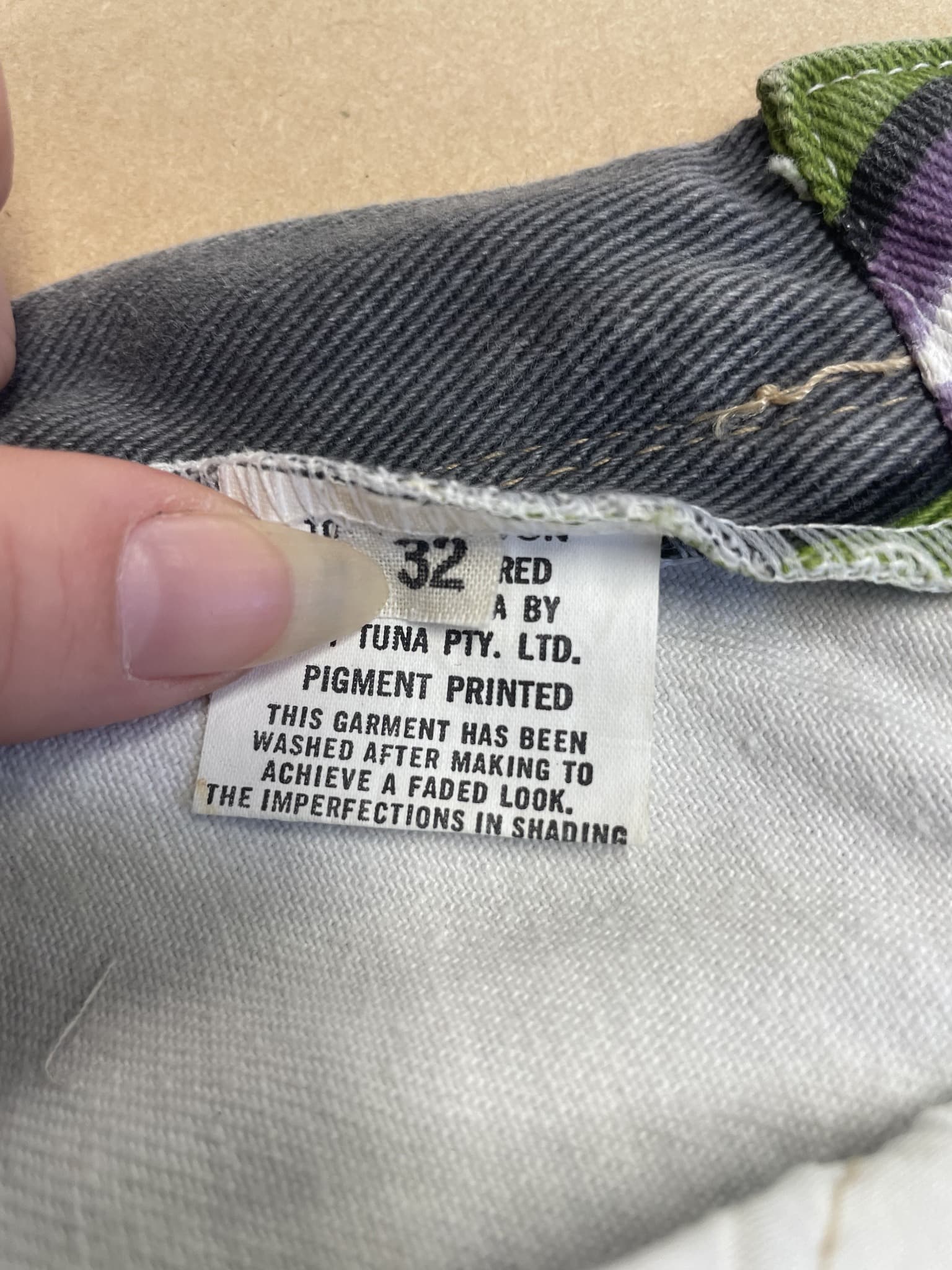 Hot Tuna All-Over Print Graphic Denim Jeans - Men's Size 32 — photo 5 of 6