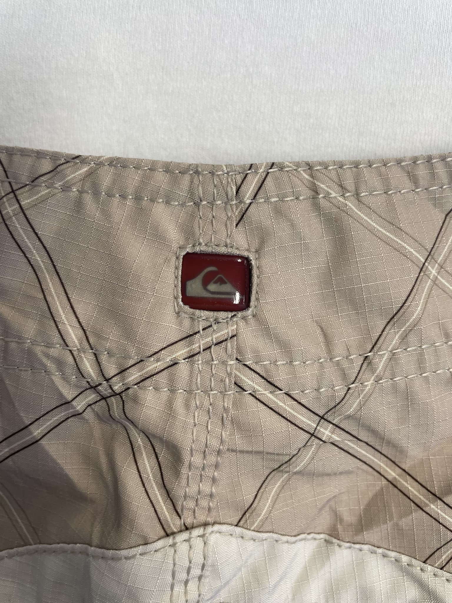 Quiksilver Men's Plaid Board Shorts - Size 35 — photo 8 of 8
