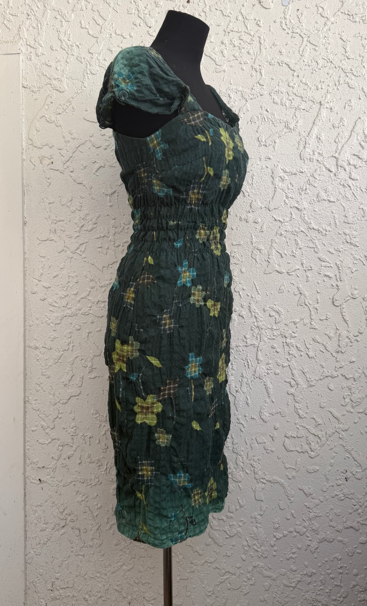 Andrea Moore Green Textured Smocked Midi Dress - Size 10 (Mint Condition`) — photo 2 of 10